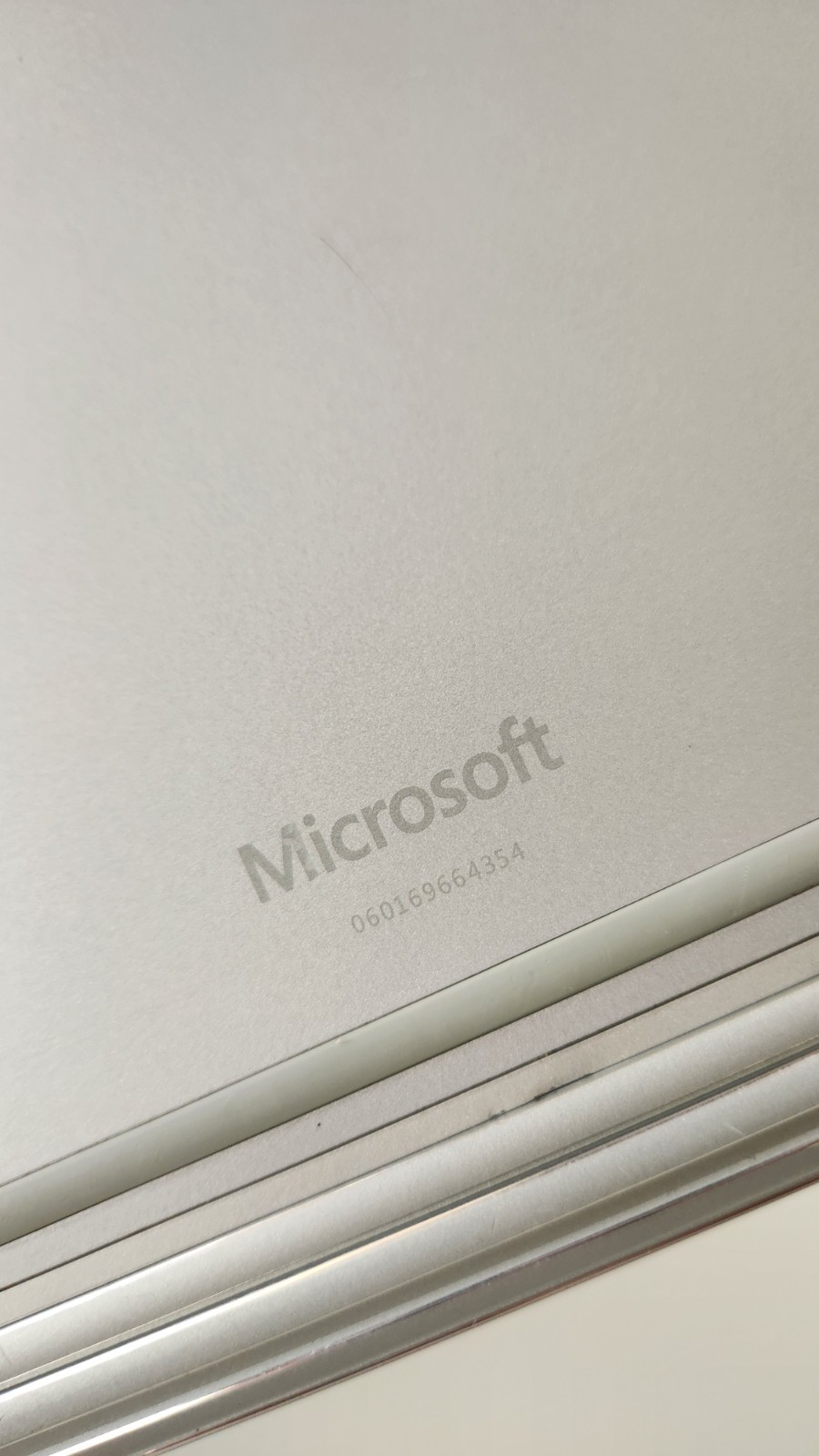 Microsoft Surface Book 1 13.5″ 1704 Keyboard Base Only