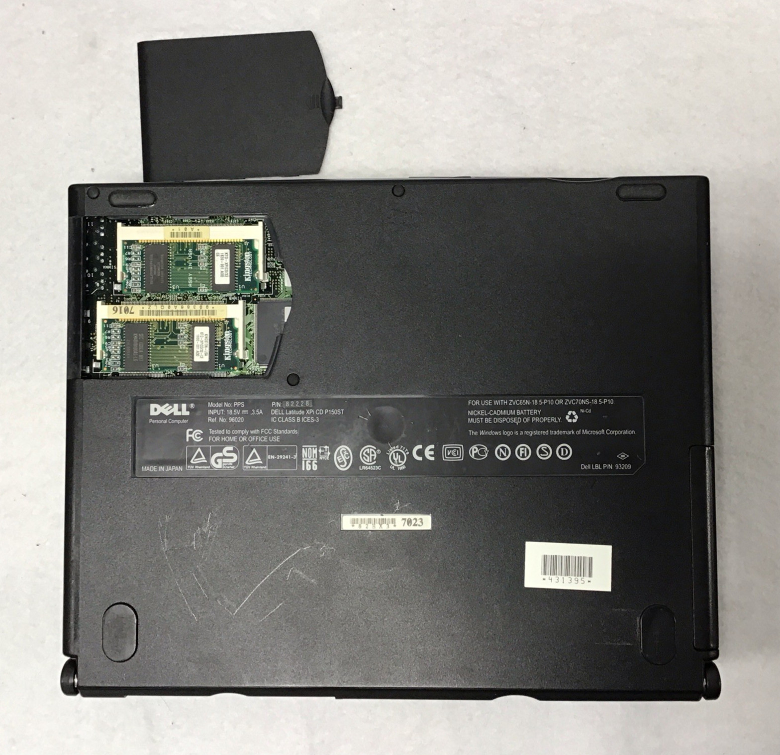 DELL LATITUDE XPi CD P150ST Windows 98 Intel Pentium Laptop w/ Hard Drives