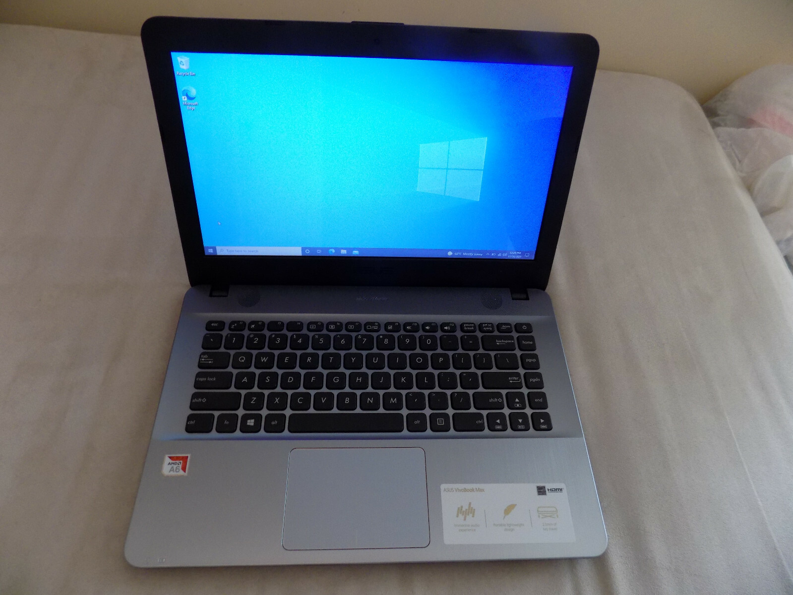 ASUS X441BA 14″ 500GB HDD, AMD A6-9225, 2.6GHz, 4GB RAM Radeon R4 Laptop, Silver
