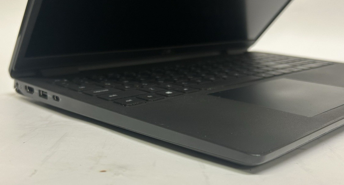 Dell Latitude 3520 15.6″ Intel i5-1135G7 @2.4GHz | 8GB RAM | 256GB NVMe | W11P