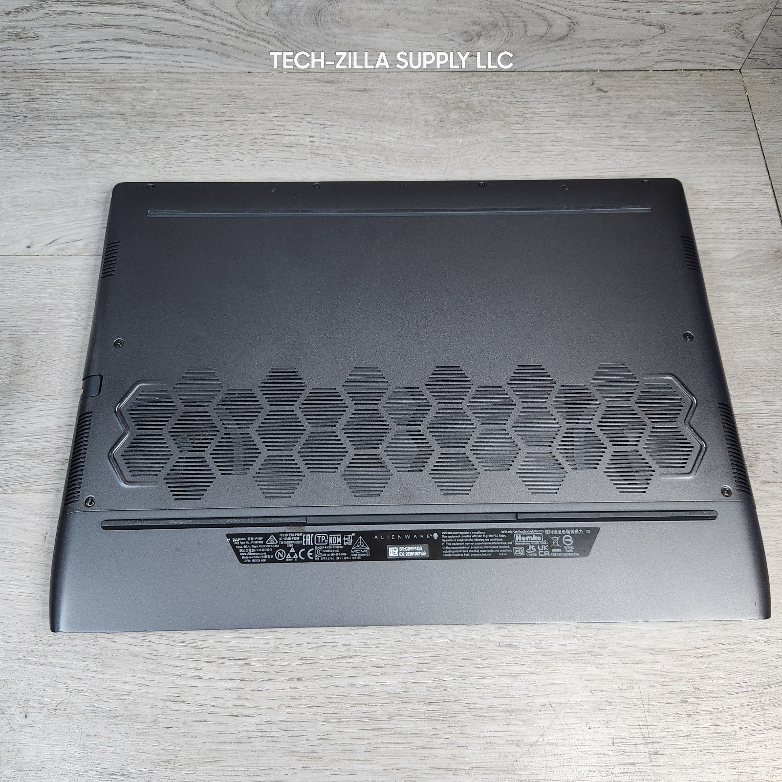 Alienware M15 R5 15.6″ 360Hz – Ryzen 9 5900HX – 16GB RAM – RTX 3070 – 1TB SSD