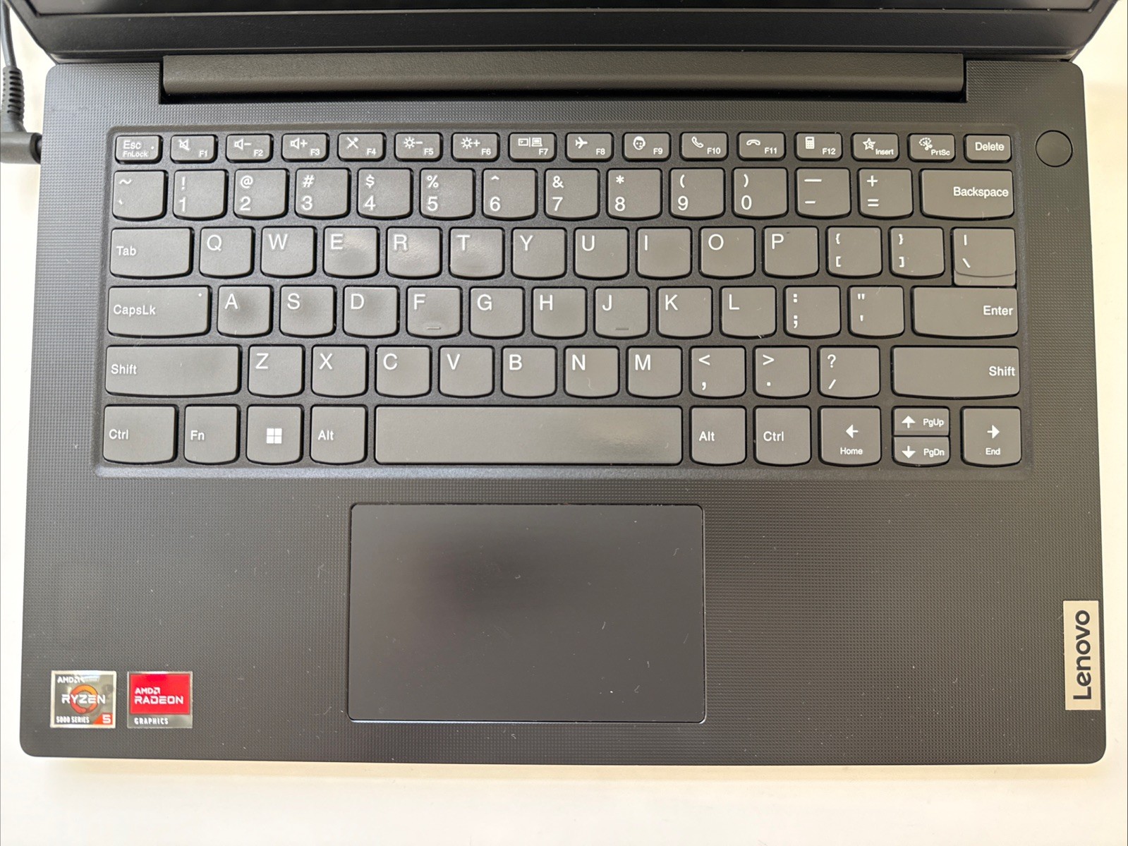 Lenovo V14 G2 ALC 14″ FHD AMD Ryzen 5 5500U 500GB NVMe SSD 8GB RAM Win 11 Pro