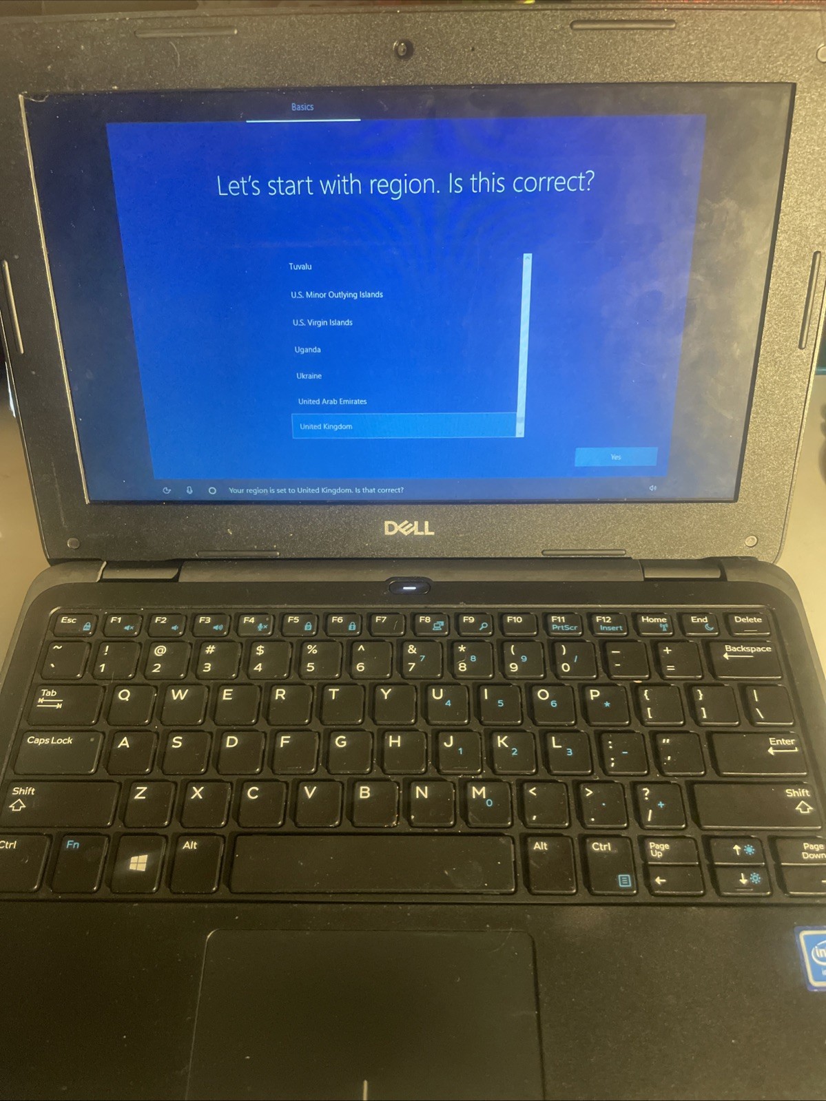 Dell Latitude 3190 P26T004 HD 11.6” Laptop W/charger Specs In Main Photo 129amaz