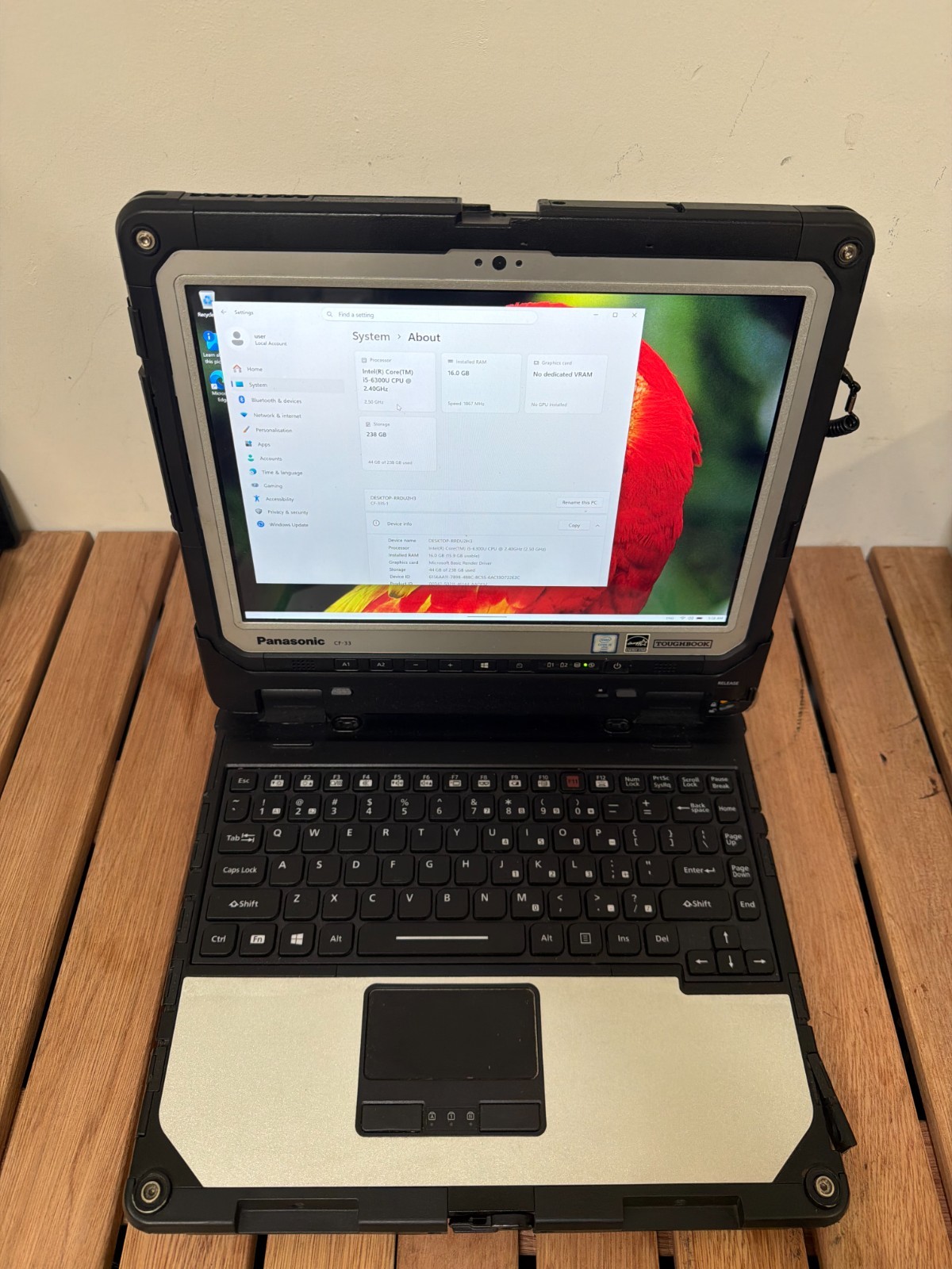 PANASONIC TOUGHBOOK CF-33 12″ Intel Core i5-6300U 2.4Ghz 16GB RAM 238GB SSD 1280