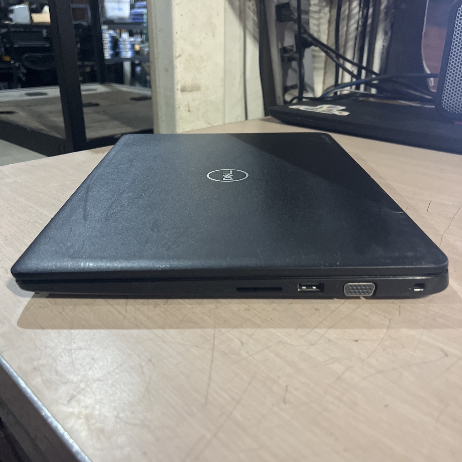 DELL LATITUDE 3400 INTEL CORE I5 8TH GEN 8GB RAM NO HD