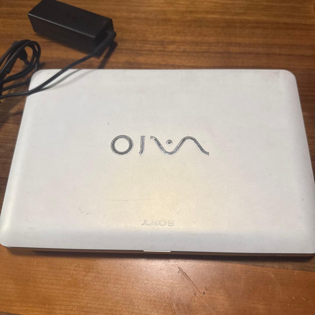 Sony VAIO White Notebook PC AC Adapter Japanese Keyboard Used Japan Genuine