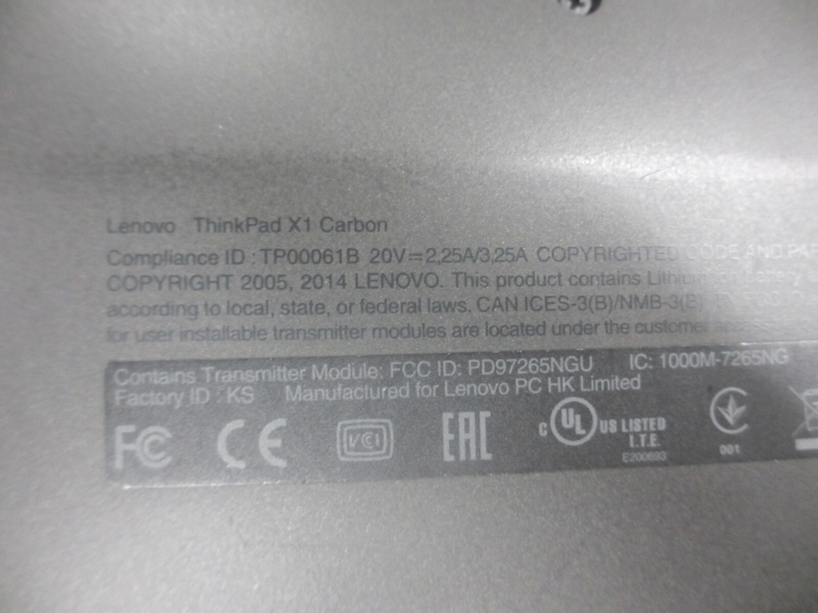 Lenovo ThinkPad X1 Carbon 2.60Ghz i7-5600U 8GB 256GB SSD Laptop w/ AC [NO OS]