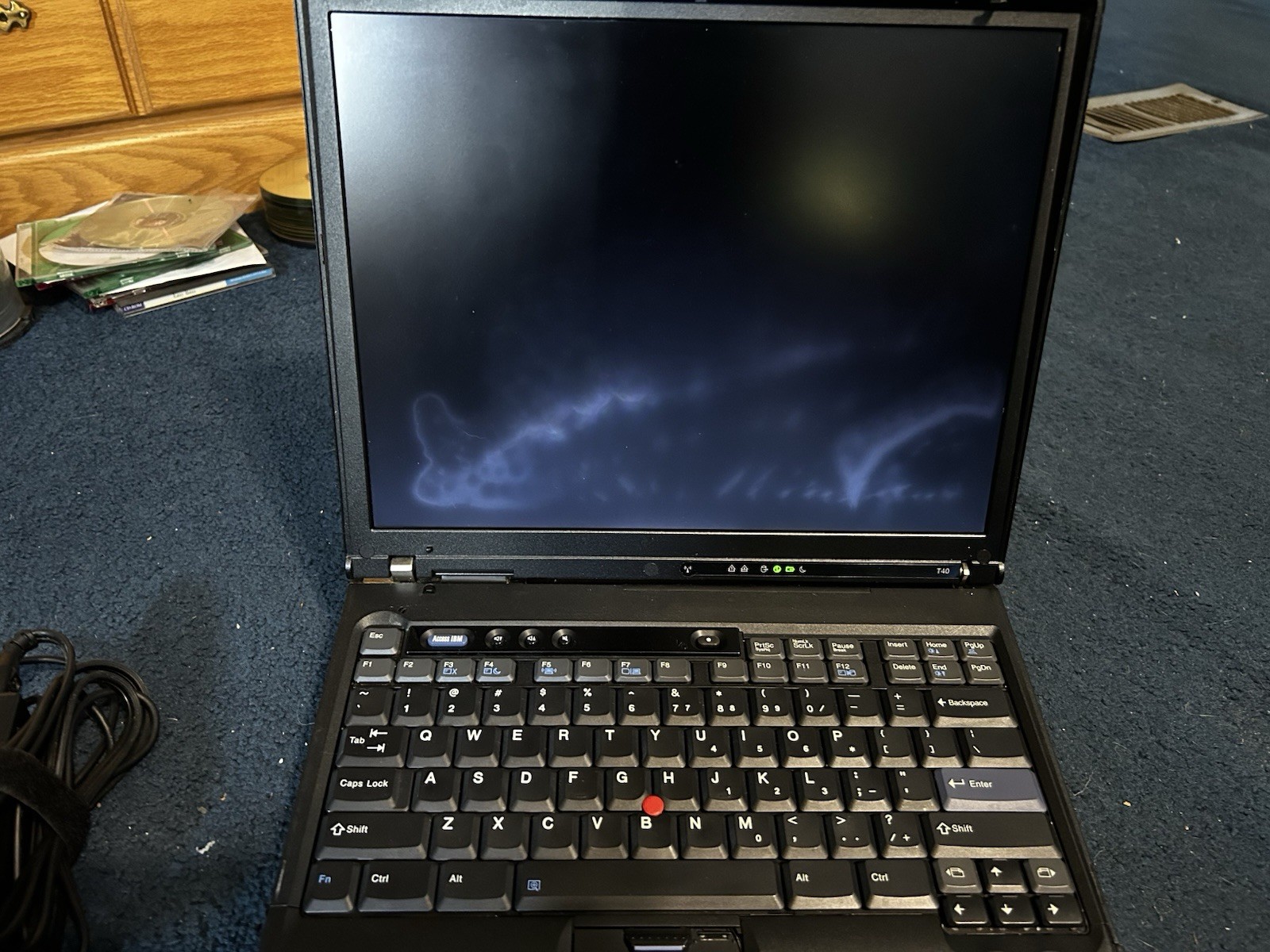 IBM THINKPAD T40 INTEL PENTIUM PROCESSOR LAPTOP WITH DOCK AND AC ADAPTER