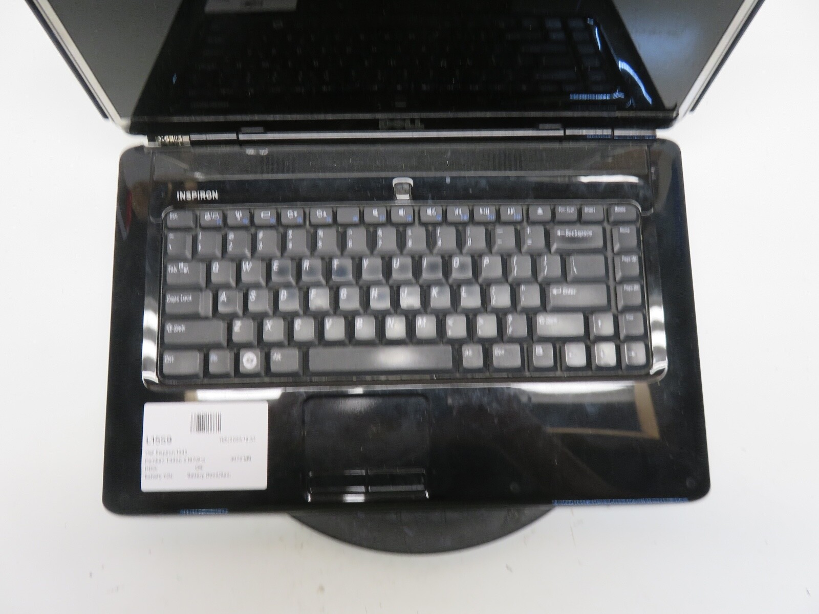 Dell Inspiron 15-3567 Intel i3-7100U 2.4GHz 8192 MB NO HDD No Batt