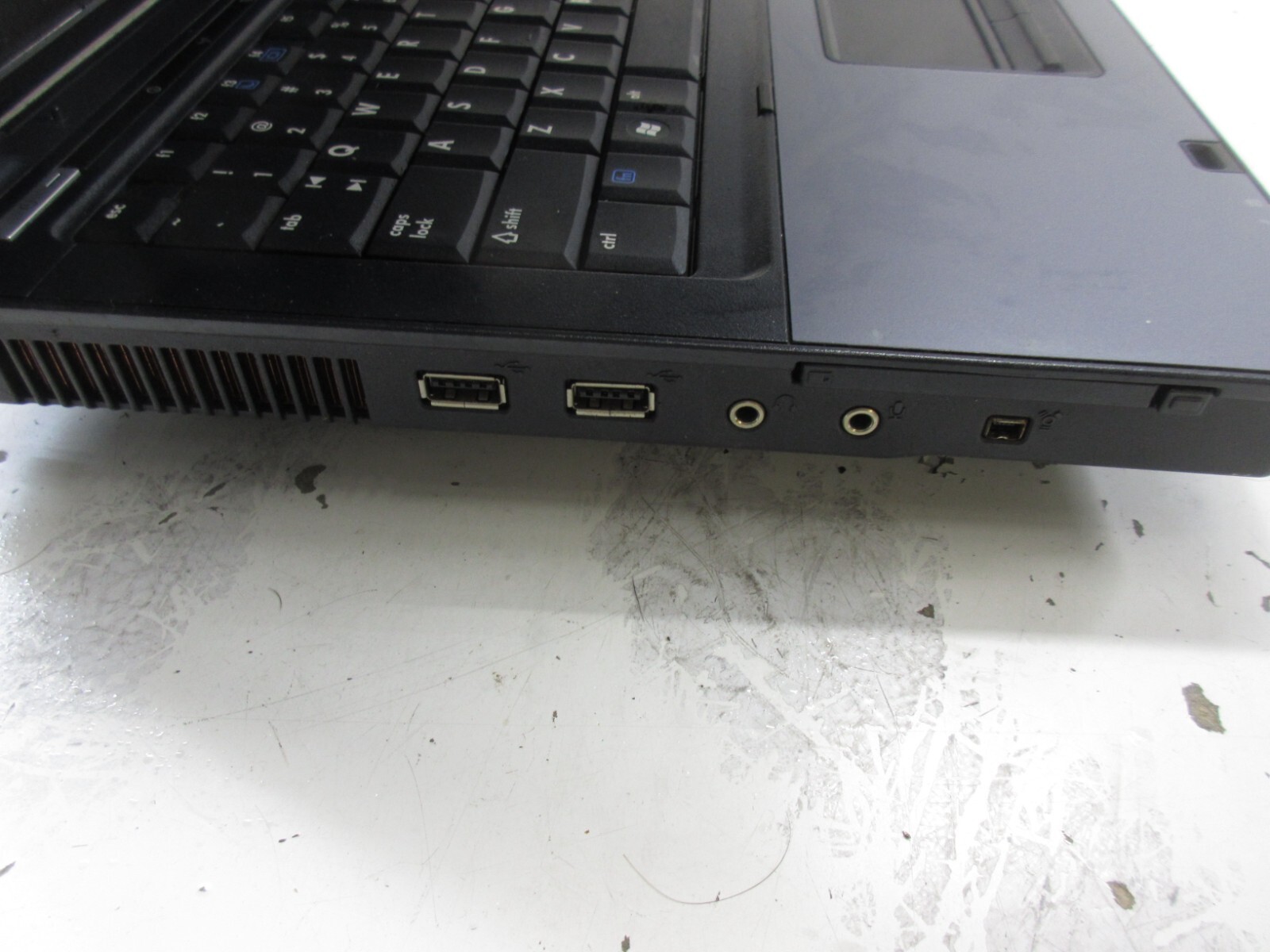 HP Compaq 6710b RJ460AV Intel Core 2 Duo T7250 2000MHz 4GB NO HDD