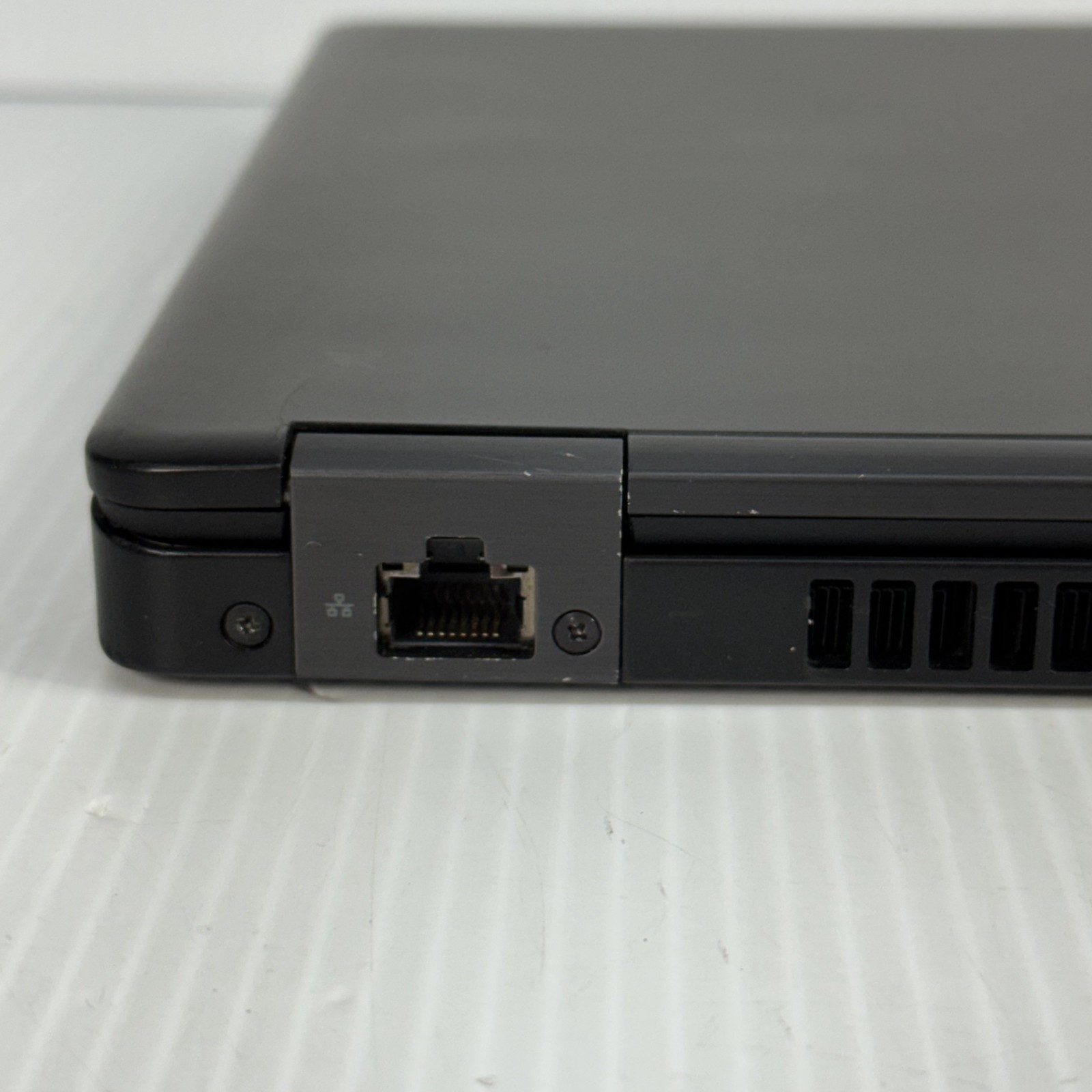 Dell Latitude 5480 i5-7200U 14″ Windows 11 Pro Laptop 128GB SSD 8GB *WEAR*