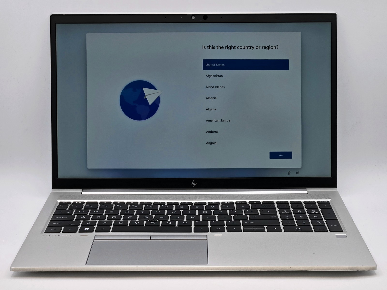 HP ELITEBOOK 855 G8 15″ FHD Touch RYZEN 7 PRO 5850U 512GB SSD 16GB W11P Backlit
