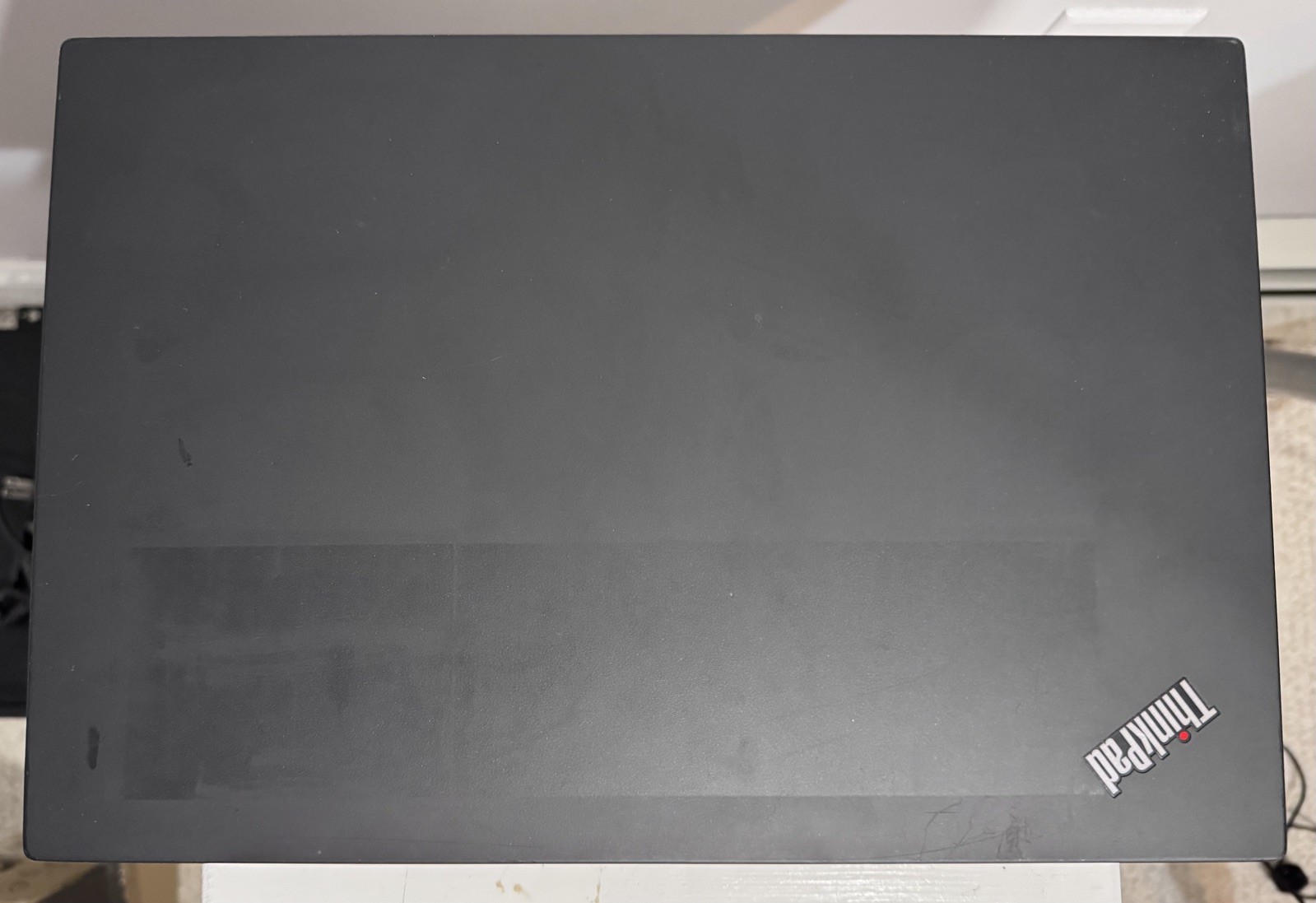 LENOVO ThinkPad T590 15.6″ NO SSD & OS | POWERS ON BUT DOES NOT DISPLAY