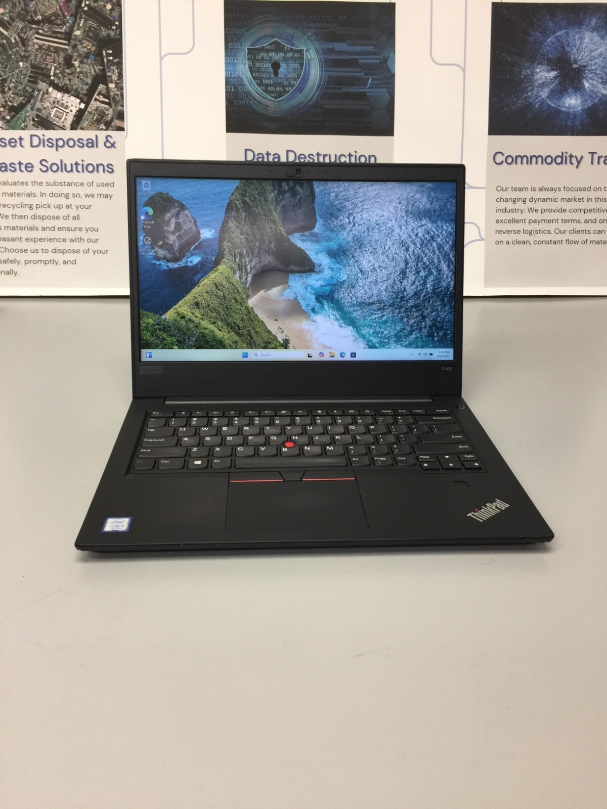 Lenovo ThinkPad E480 14″ core i5 7th Gen 2.50 GHz 8 GB RAM 256 GB SSD WIN 11 PRO