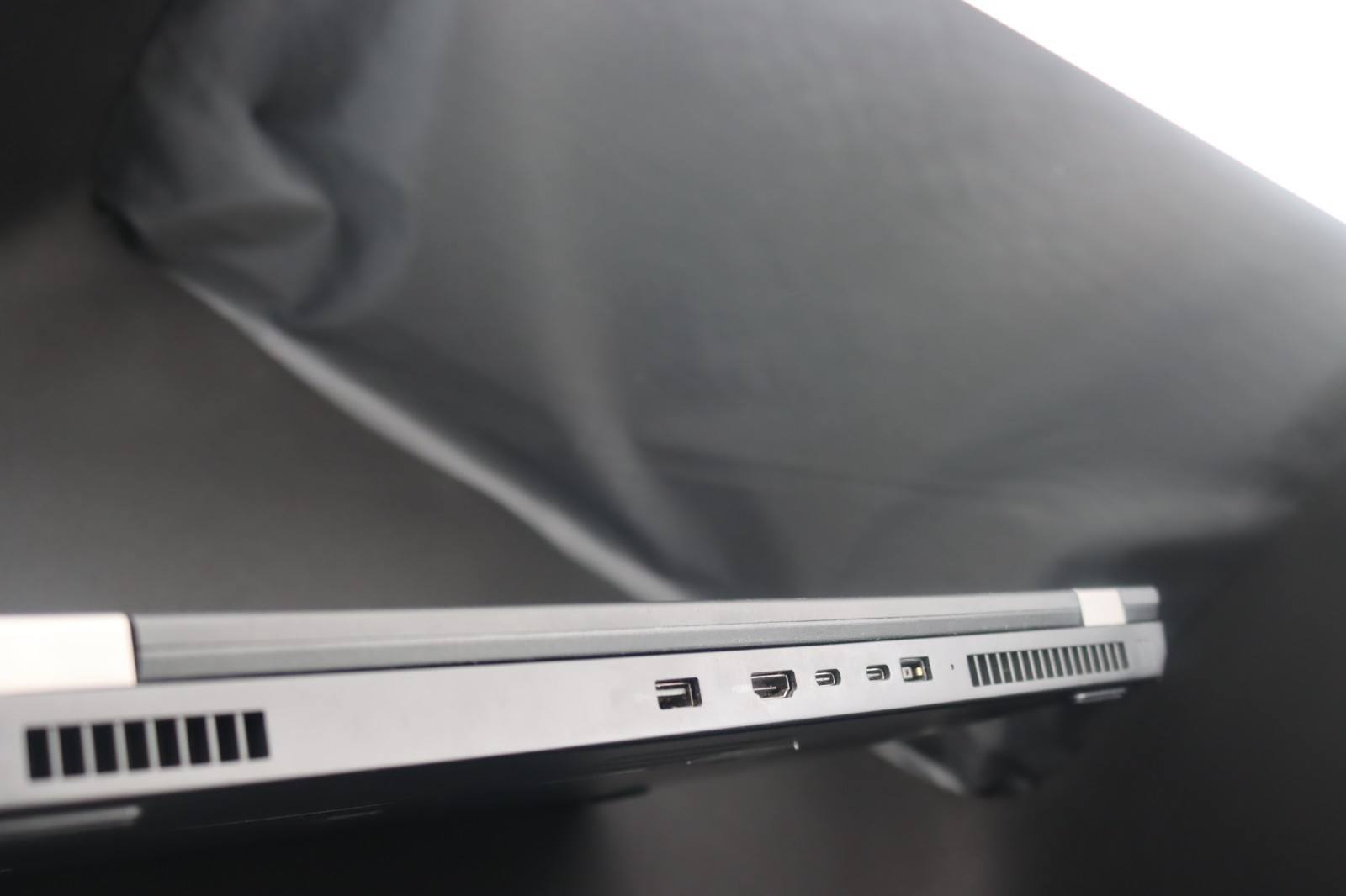 Lenovo P73 Intel i7 9th Gen 16GB RAM 512 GB NVIDIA Quadro T2000 + Dock Station