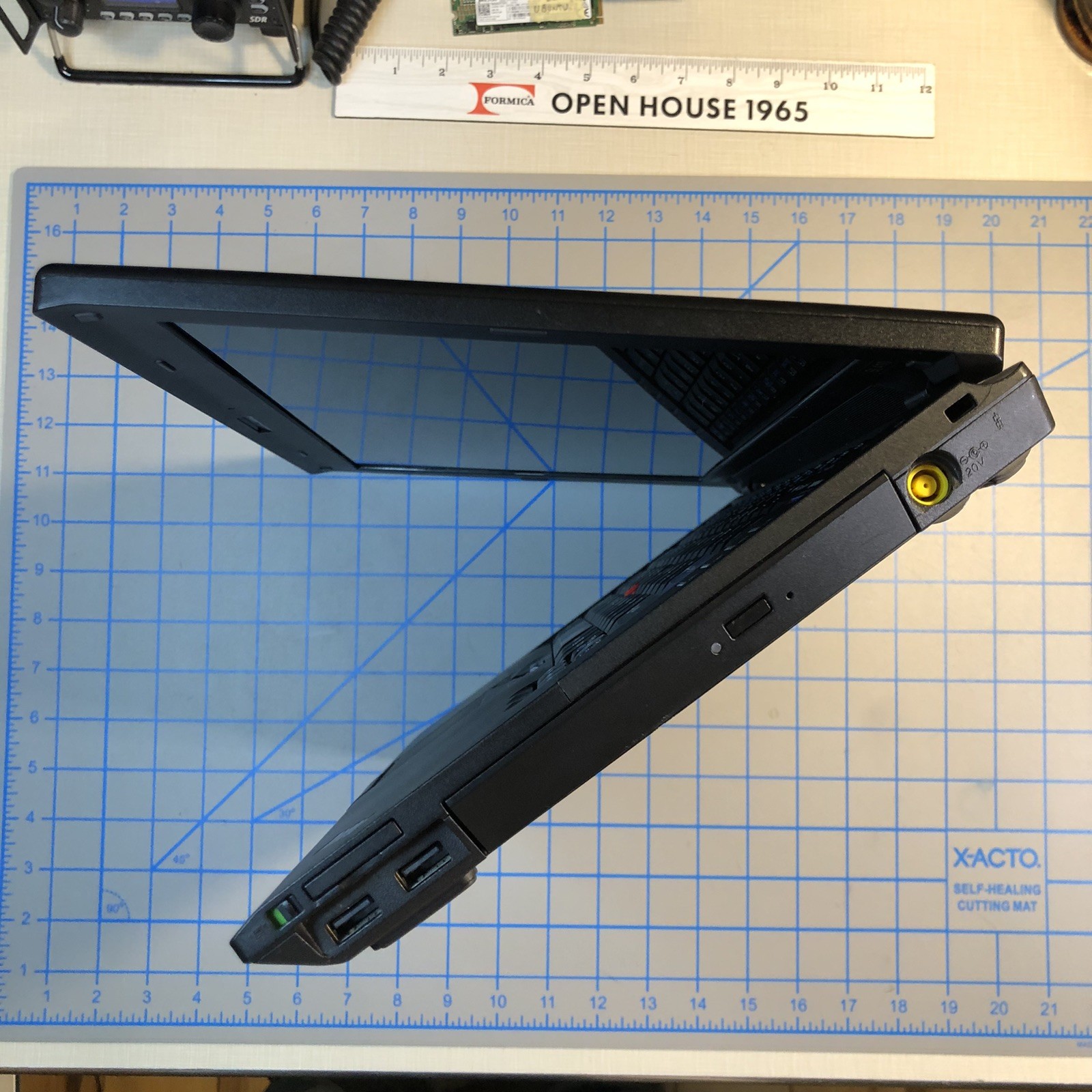 Lenovo Thinkpad SL410 Laptop Fedora Linux Core 2 Duo 2.2GHz 8gb Ram 240gb HDD