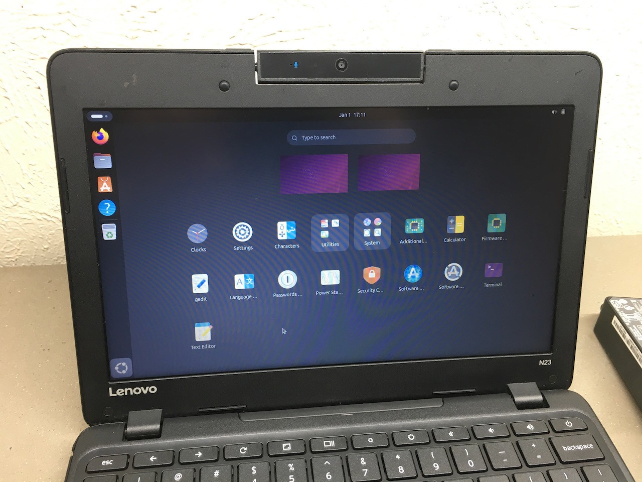 Lenovo N23 Laptop 11″ Intel Celeron 1.60GHz N3060 16GB – 4GB RAM Ubuntu 25 Linux