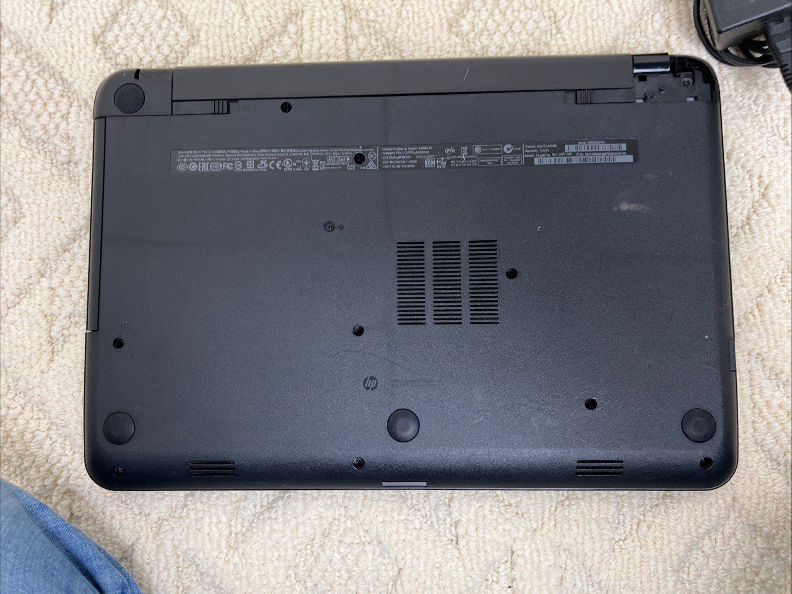 15” HP 15-g067nr Touchsmart Notebook Pc 4GB Mem 750GB HD AMD Radeon HD 8330 READ