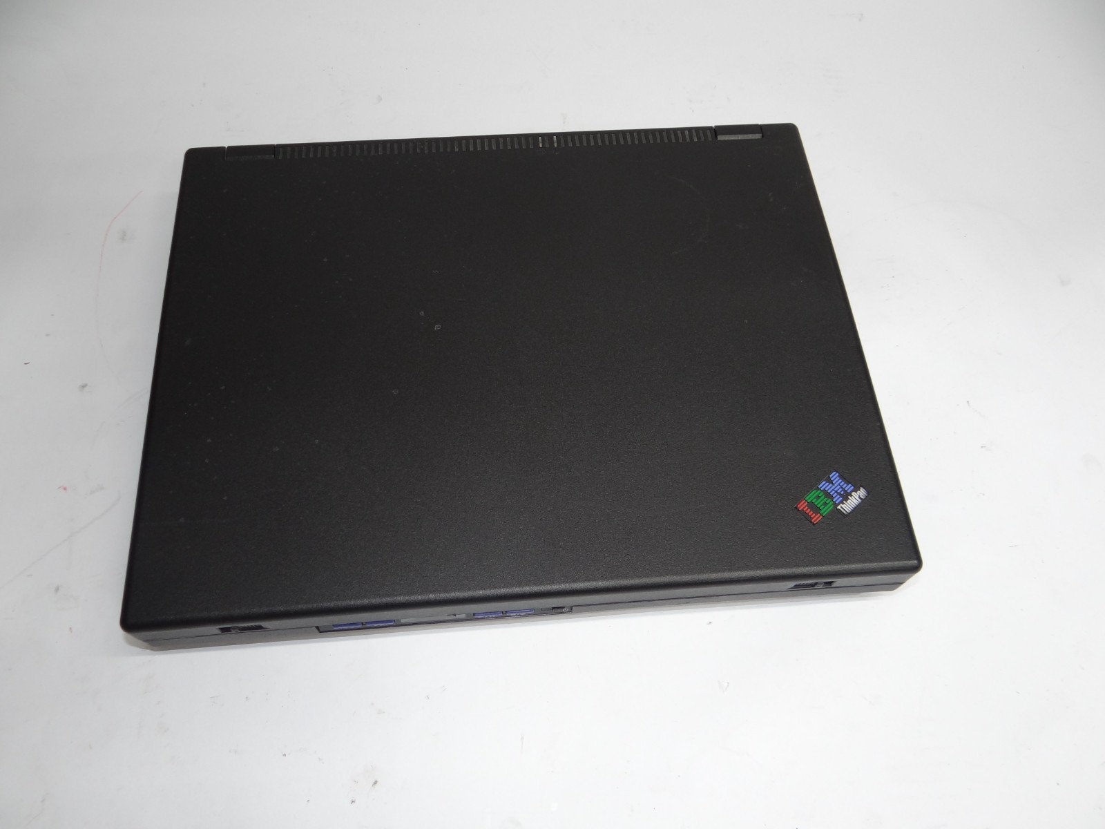 Rare IBM 2611-412 Laptop Floppy Serial Port Boots to BIOS No HDD Pentium Win 98
