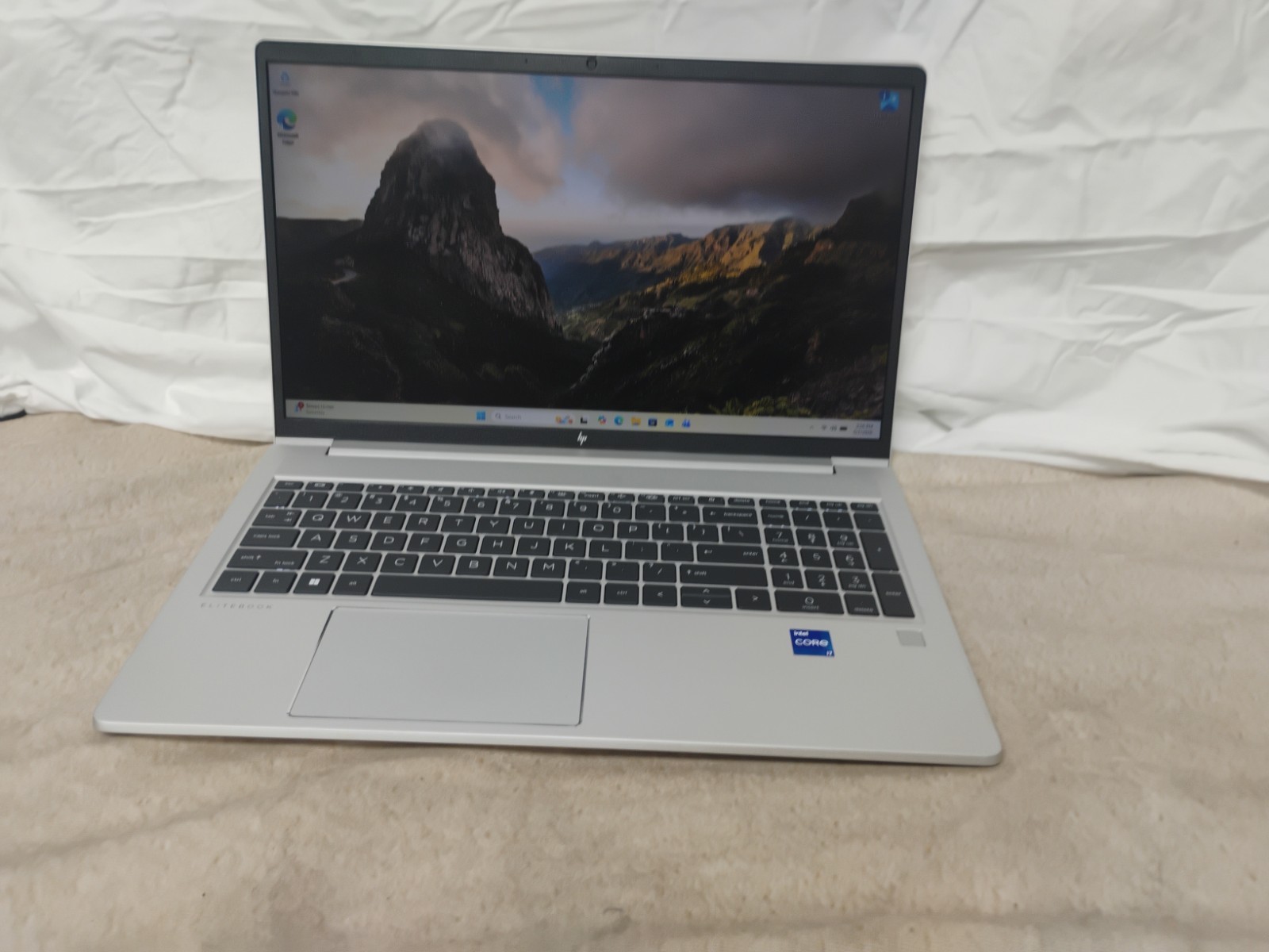 EliteBook 650 G9, i7-12th Gen, 16gb Ram, 256gb SSD, 10 Key, Win 11