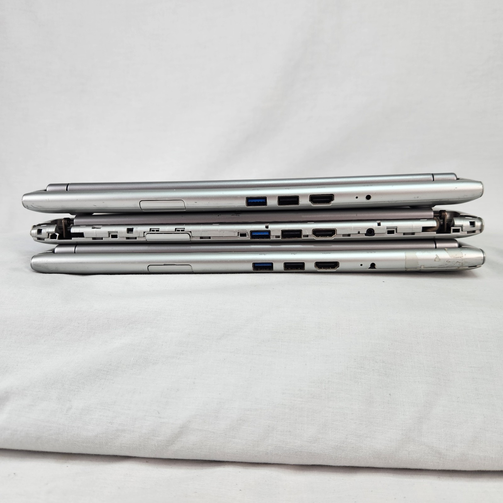 Lot of 3 Samsung Chromebooks XE303C12 11.6″ Unknown Specifications Please Read
