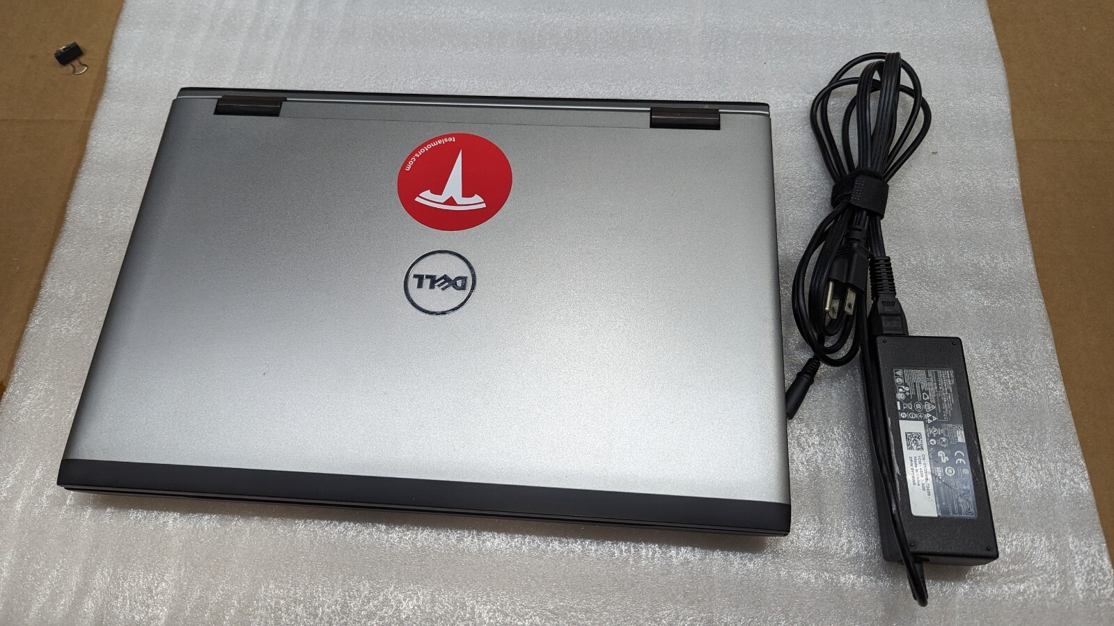 Dell System Vostro 3750 Laptop Core i3-2330M @ 2.20GHz 8GB RAM 200GB HDD