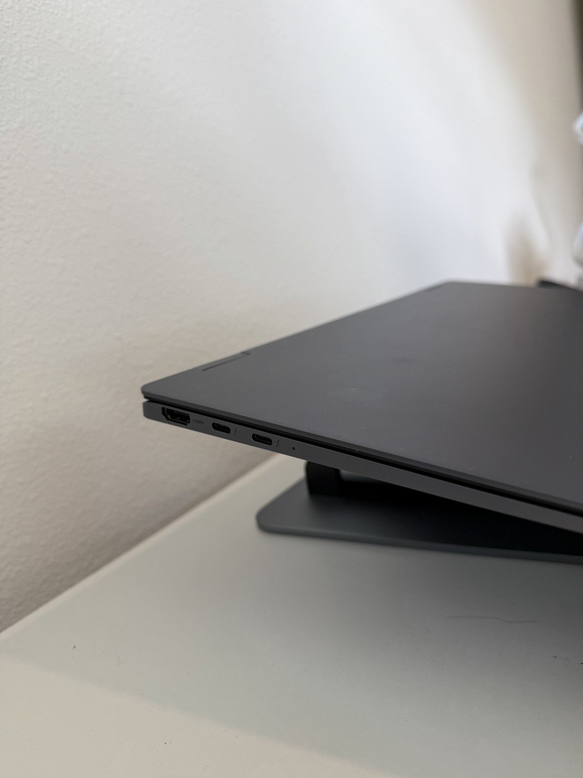 Samsung Galaxy Book4 Pro 360 Laptop 16″ 3K AMOLED, 2-in-1, Ultra 7, 1TB