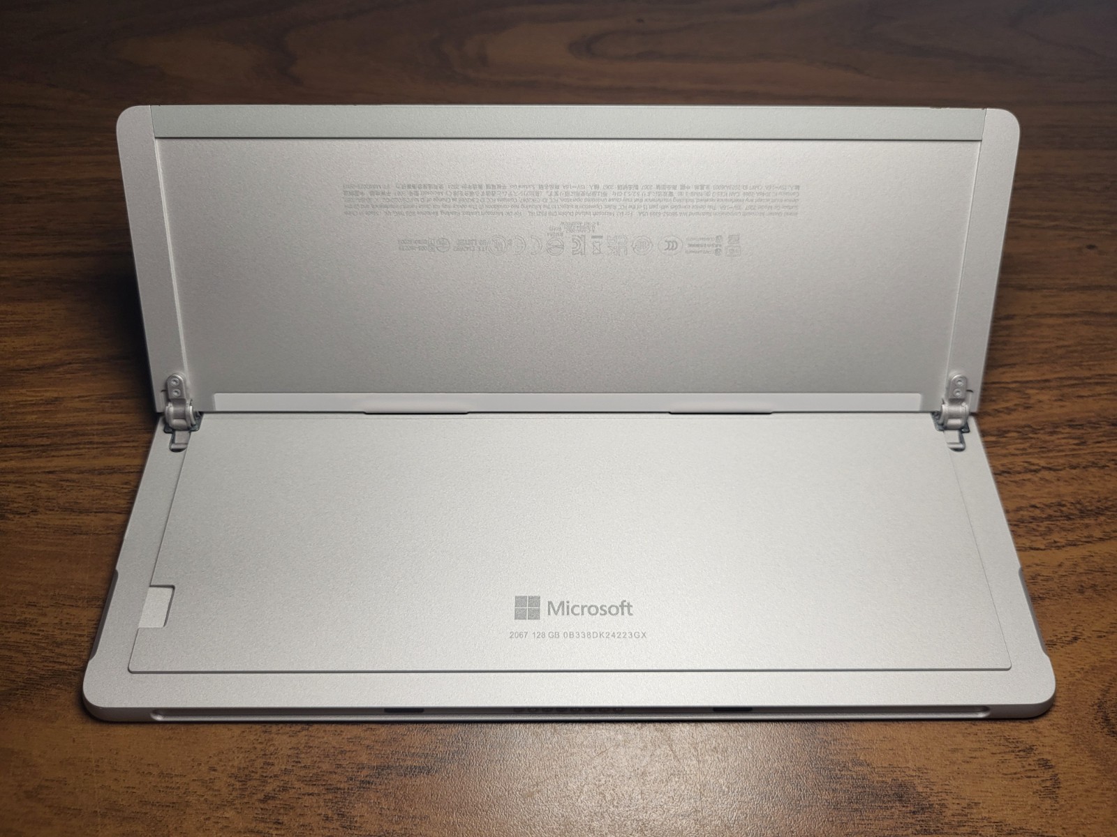 Microsoft Surface Go 4 Business N200 8GB 128GB w/ Type Cover Battery Health 96%
