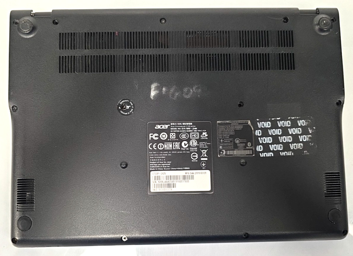 Acer Chromebook C720| Intel Celeron 2955U|2GB RAM| No SSD| No Battery| For Parts