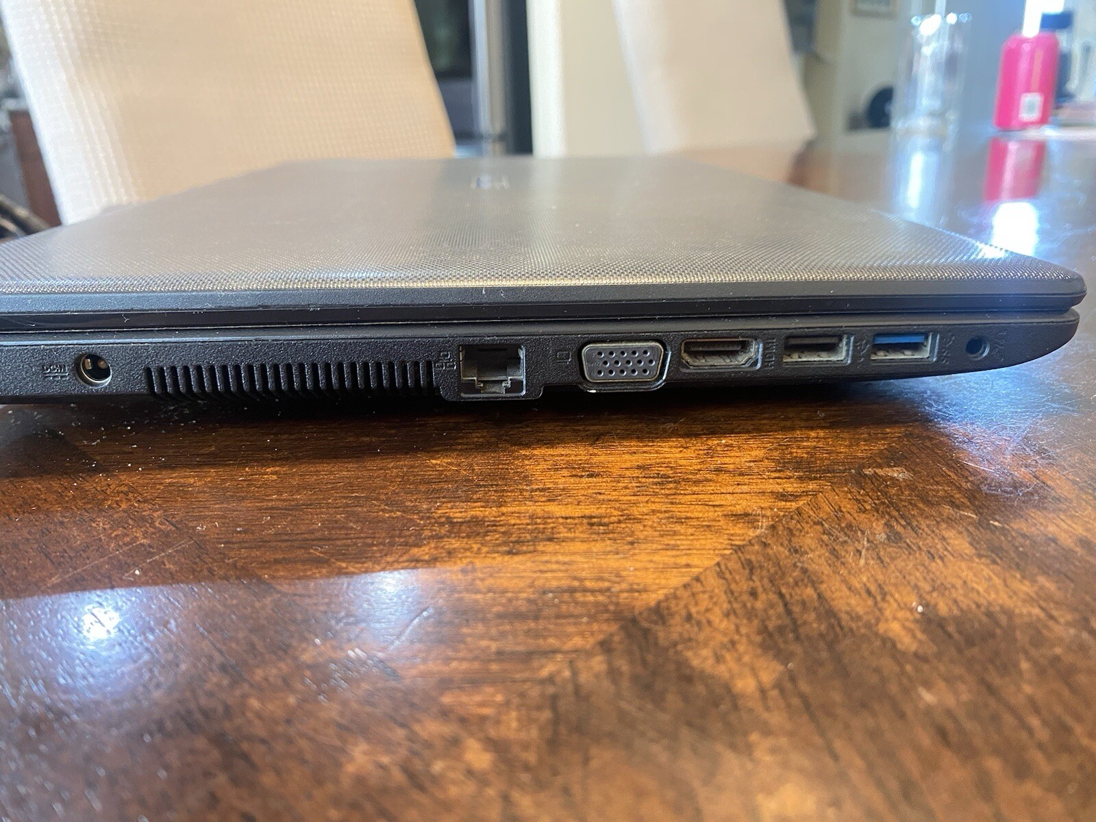 ASUS X551CA Laptop (~4 GB RAM, ~ 500 GB storage)