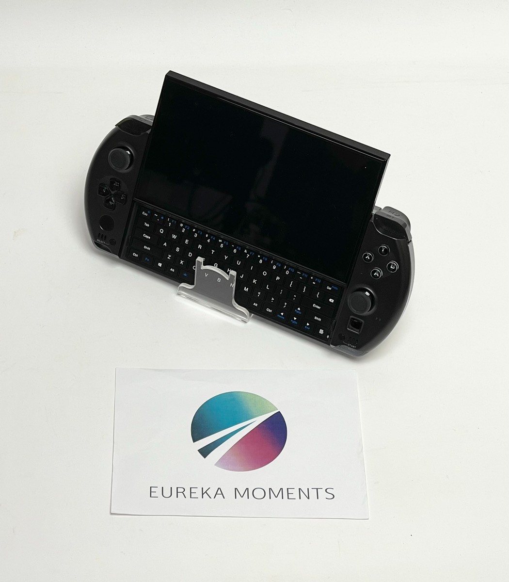 GPD WIN 4 UMPC AMD Ryzen 7 8840U 32GB/2TB SSD Windows11 Black Used