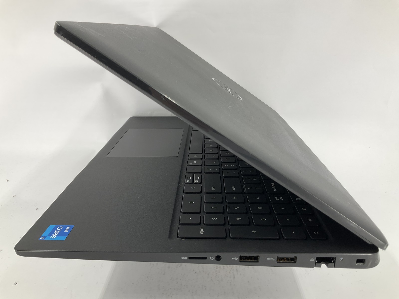 Dell Latitude 3520 15.6″ Core i5-1135G7 256GB 16GB B Win 11 Pro
