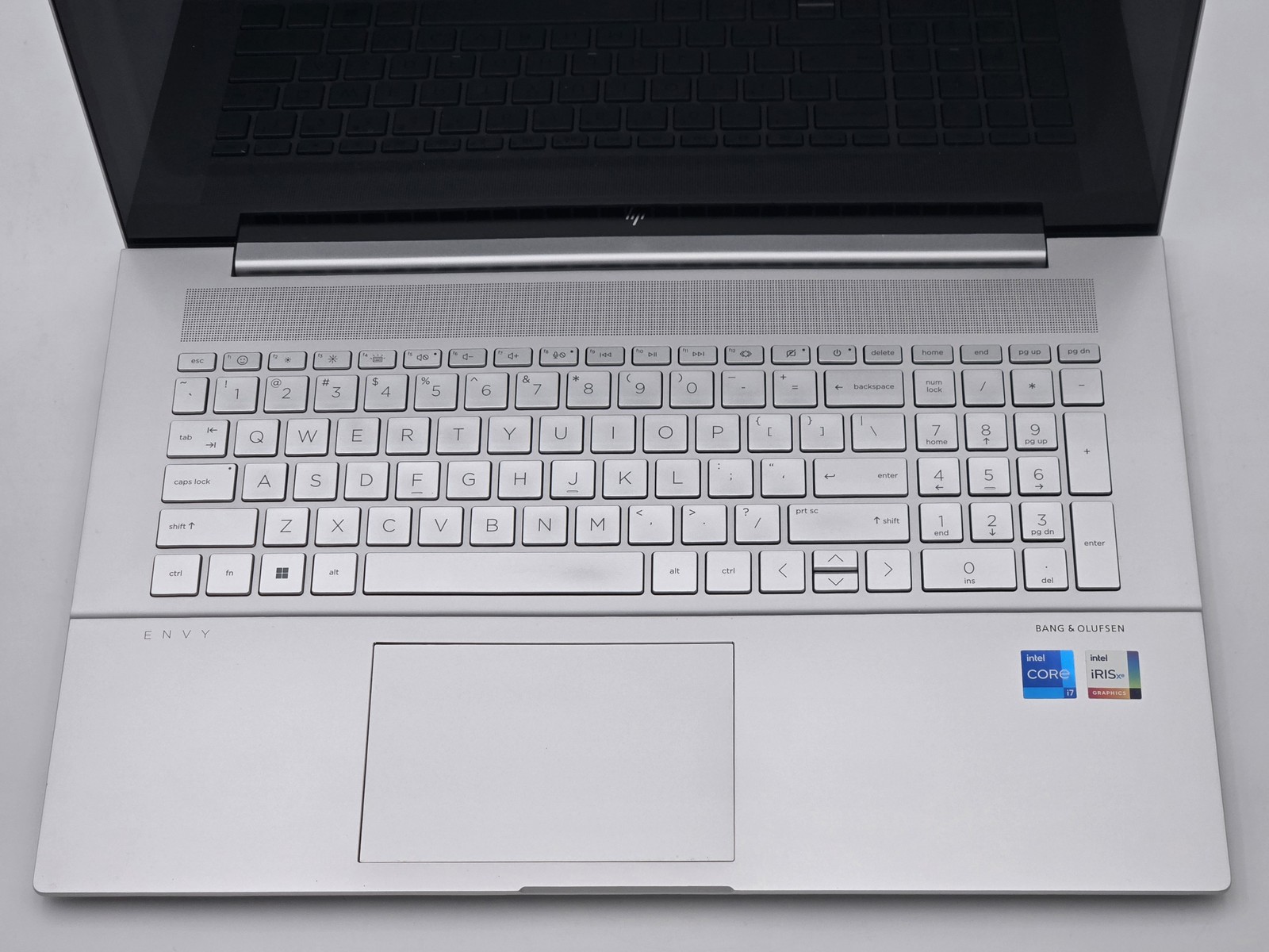 HP Envy Laptop 17-cr0013dx 17″ FHD Touch I7-1260P 512GB SSD 16GB W11 Webcam