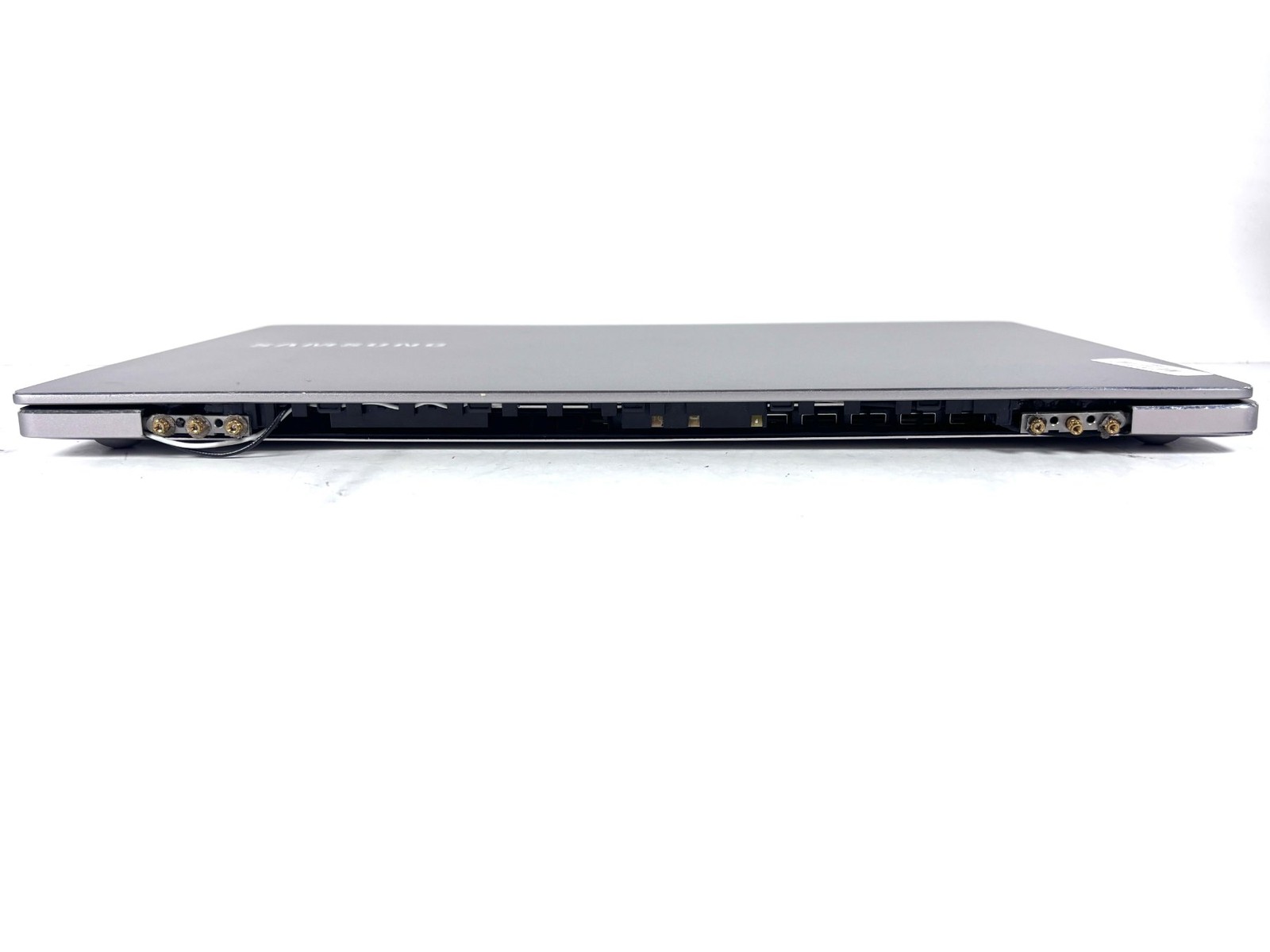 Samsung NP730XBE – 13.3″ FHD, 1.8GHz i7, 16GB RAM, NO SSD