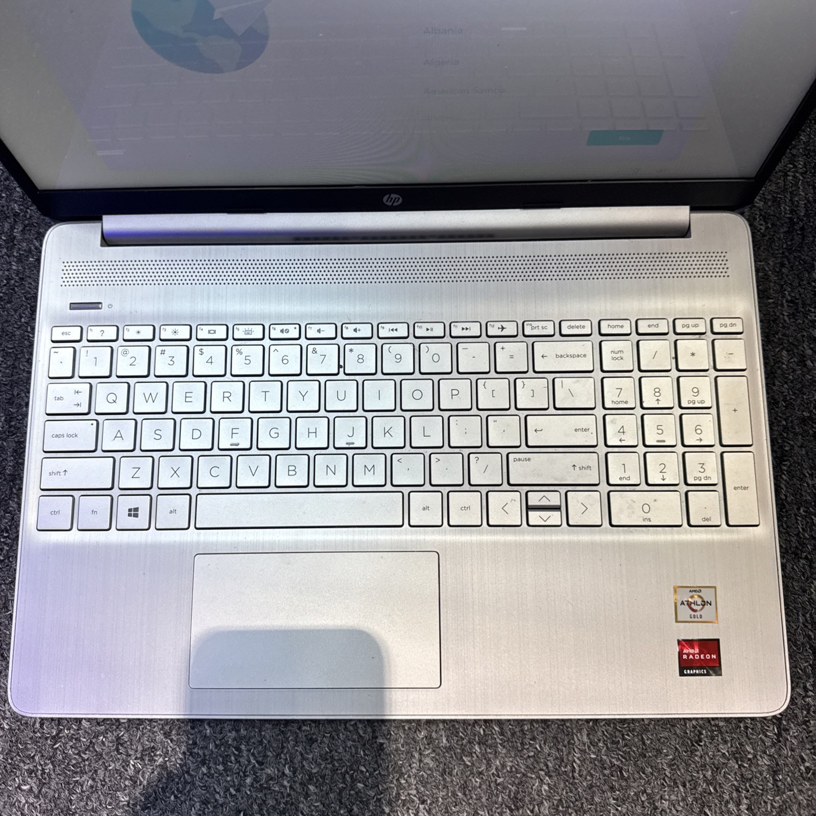 HP 15.6″ Laptop AMD Athlon Gold 3150U 2.40GHz 8GB 256GB Touch Screen ￼