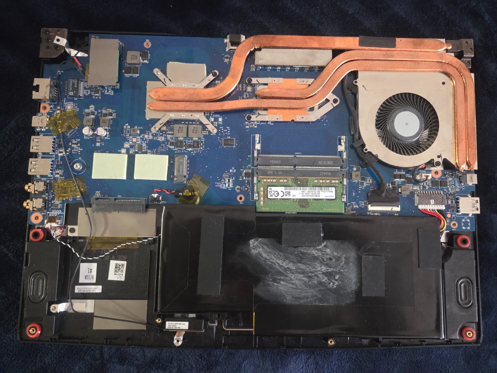 MSI Thin GF63 15.6” 144Hz 2.0 GHz i5-12450H NVIDIA RTX 2050 8GB Ram FOR PARTS