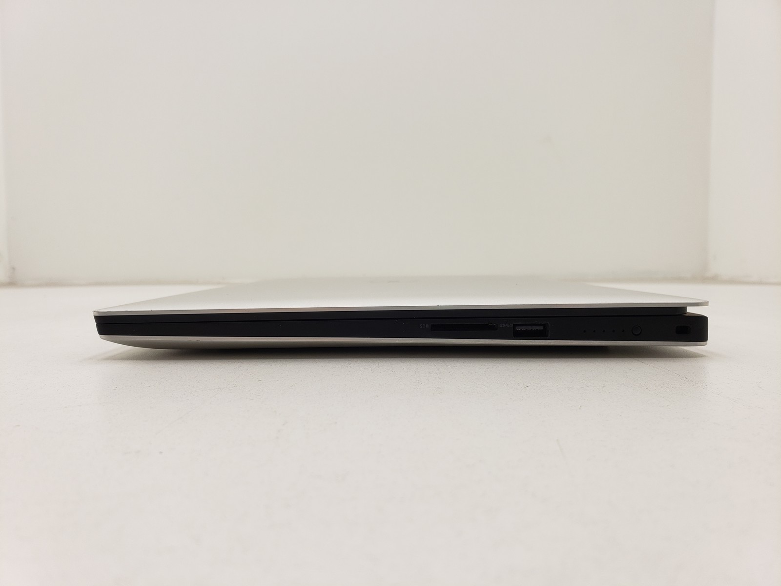 Dell XPS 15 9570 i7-8750H 16GB RAM 256GB SSD GTX 1050Ti Win 11 Touch Laptop PC.