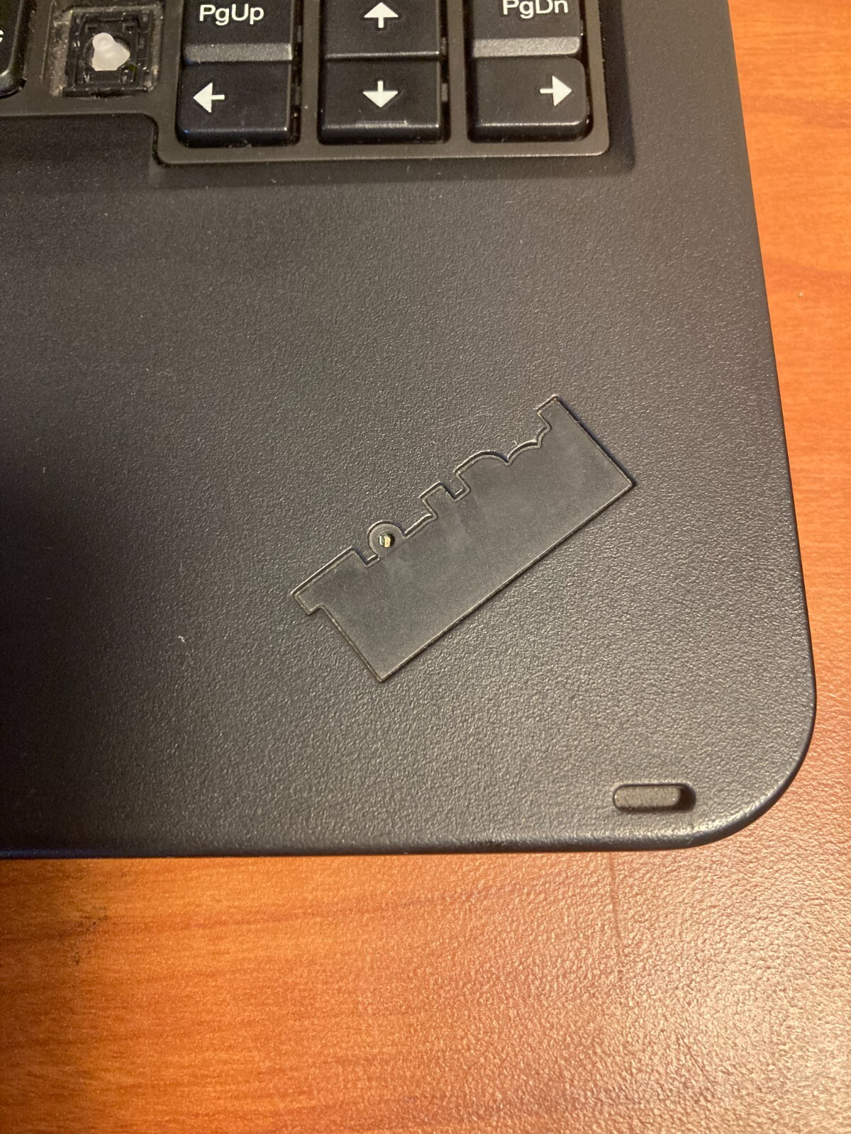 Lenovo ThinkPad 11e 11.6″ Intel Celeron N3160 1.6GHz 4GB RAM 128GB SSD **READ**