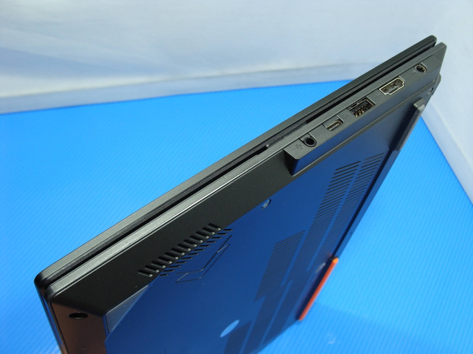 ASUS Vivobook S14 K5404VA 14″ 120hz OLED intel i9-13900H 2.6GHz 16GB 1TB +PA