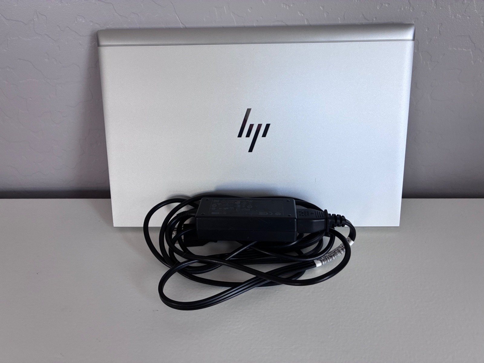 HP EliteBook 835 G8 13′ AMD Ryzen 7 PRO 5850U 512GB NVMe 16GB RAM