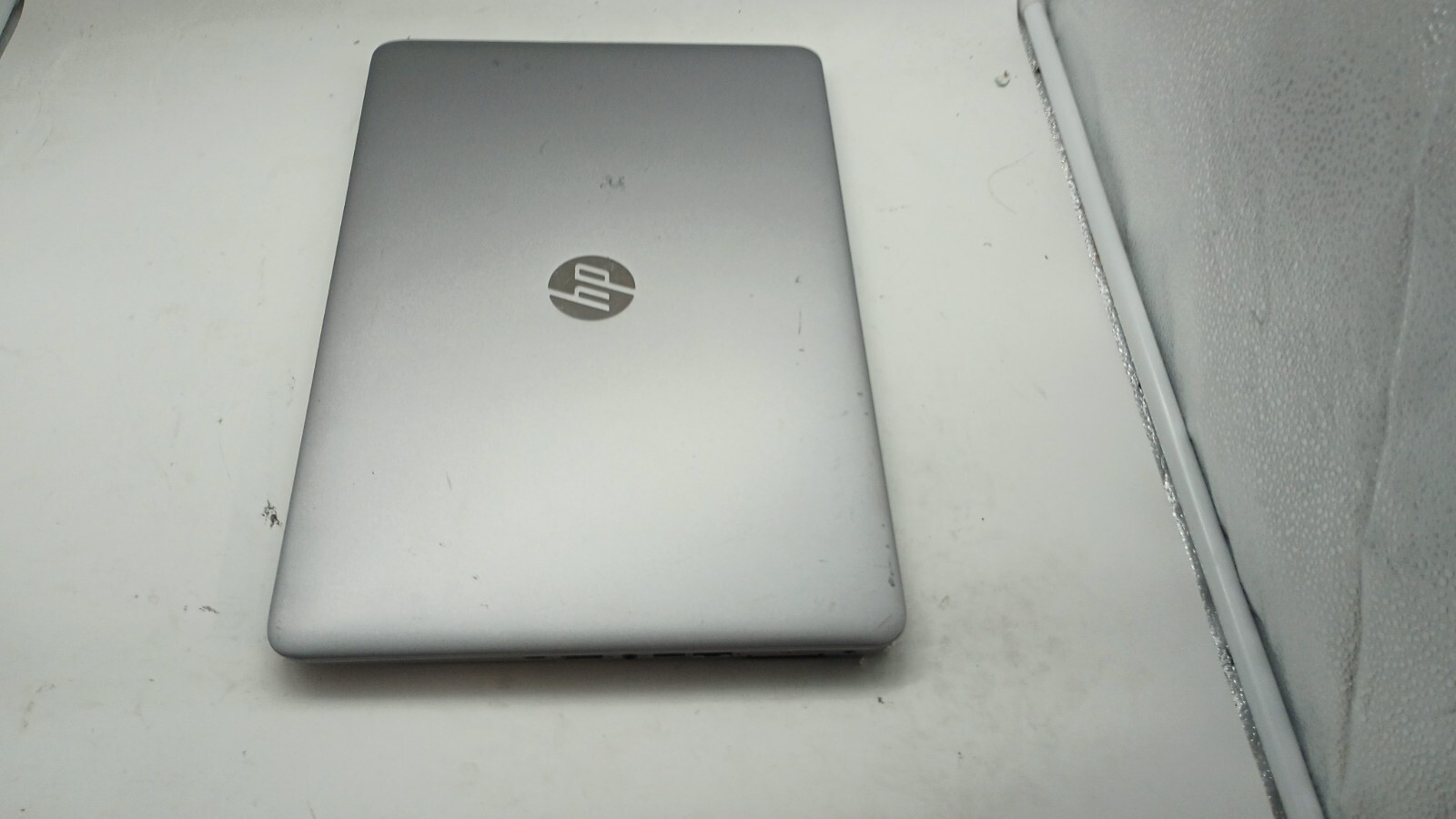 EliteBook 850 G4(122610-45)w/charger.i5-7200U.8GB.256GB SDD.15.6″FHD.W11
