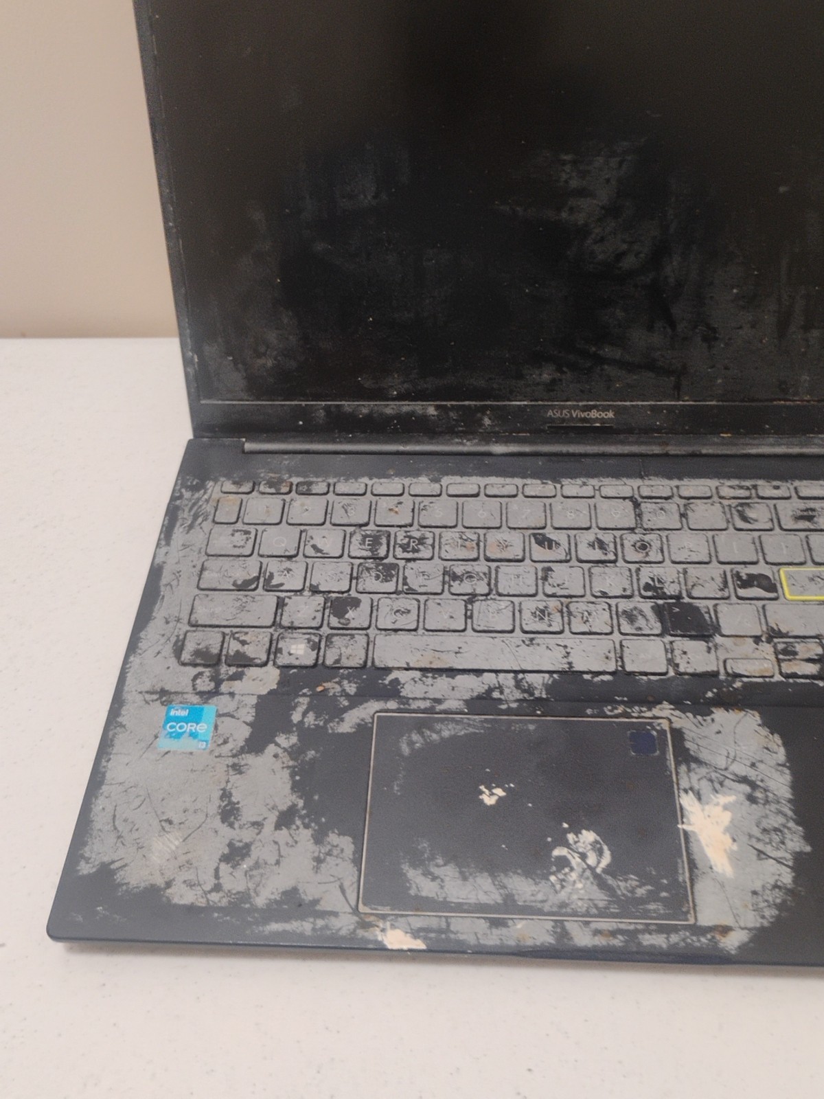 Asus VivoBook Model F513E &HP TPN-I106 Laptops. For Parts/Gold Recovery.