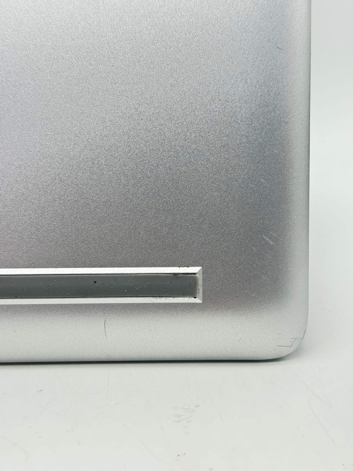 HP 15-DY2702DX 15.6″ Core i3 11th Gen 8GB 256GB Silver – Won’t Boot For Parts