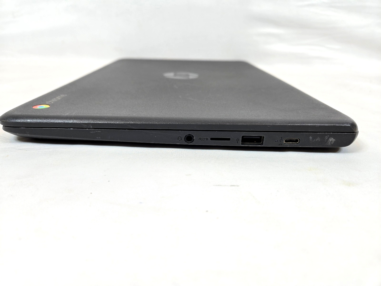 HP Chromebook 14A G5 14″ LCD 4GB 32GB eMMc AMD A4