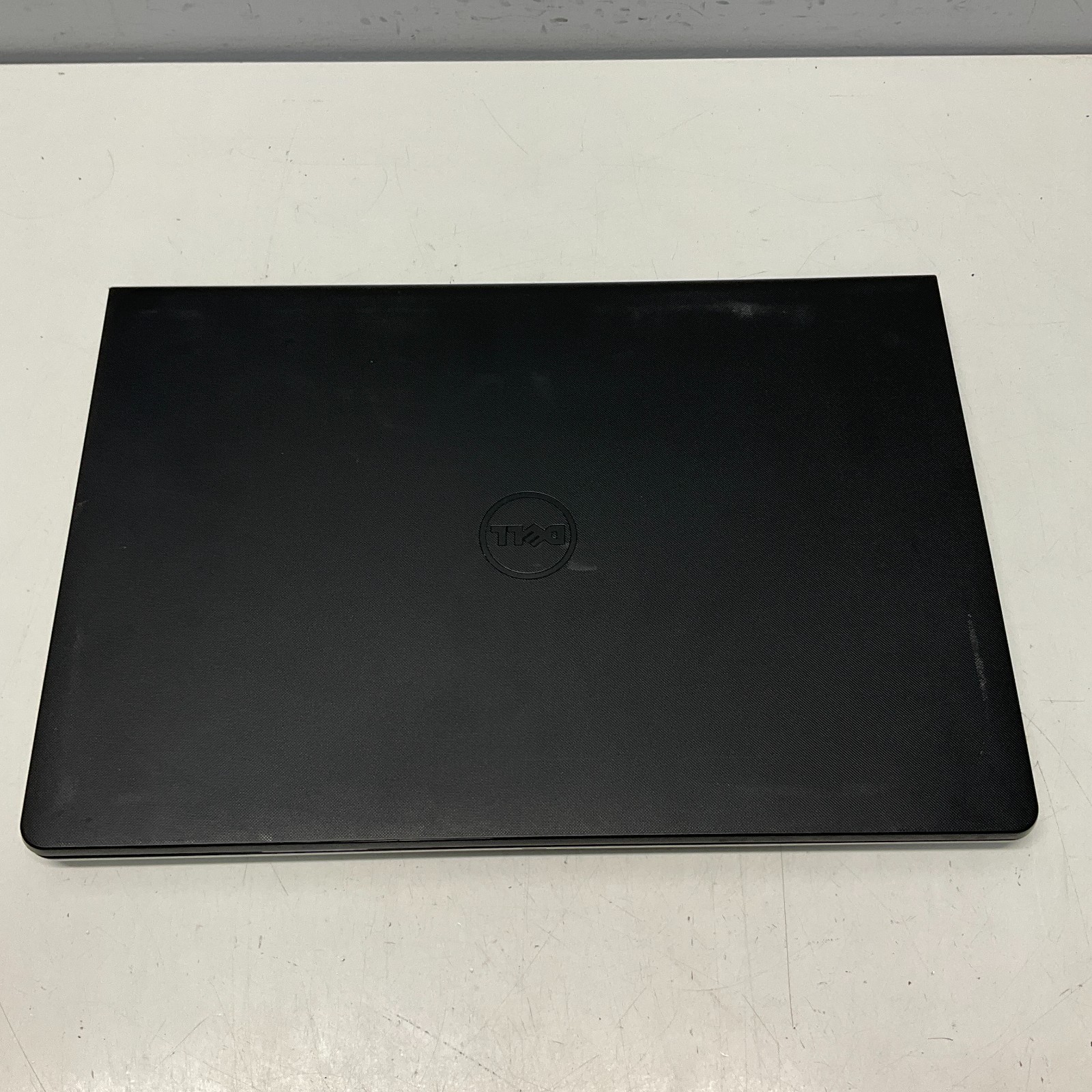 Dell Inspiron 3567 15.6″ Laptop Intel Core i3-7100U @ 2.40 GHz 8GB 1TB HDD Win10