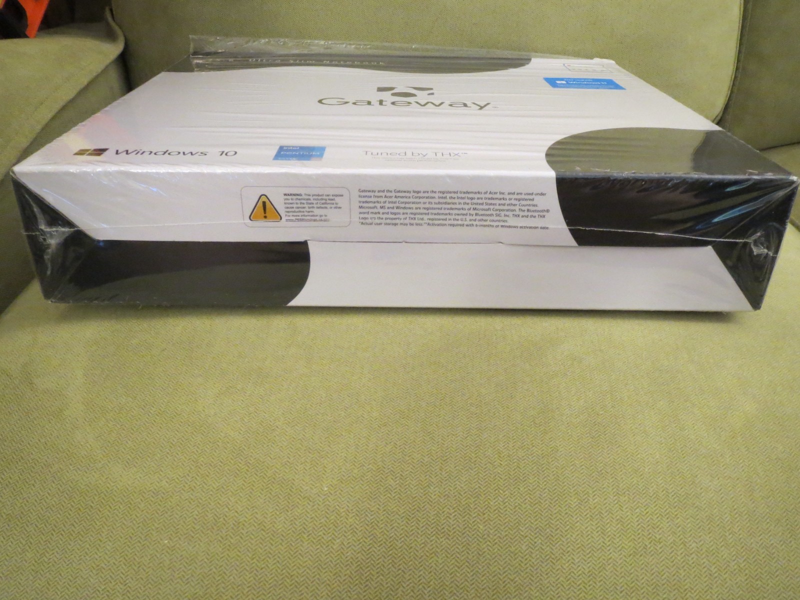 Gateway (Cow Theme) 15.6 inch Ultra Slim Notebook GWTN156-BK, EMPTY BOX ONLY