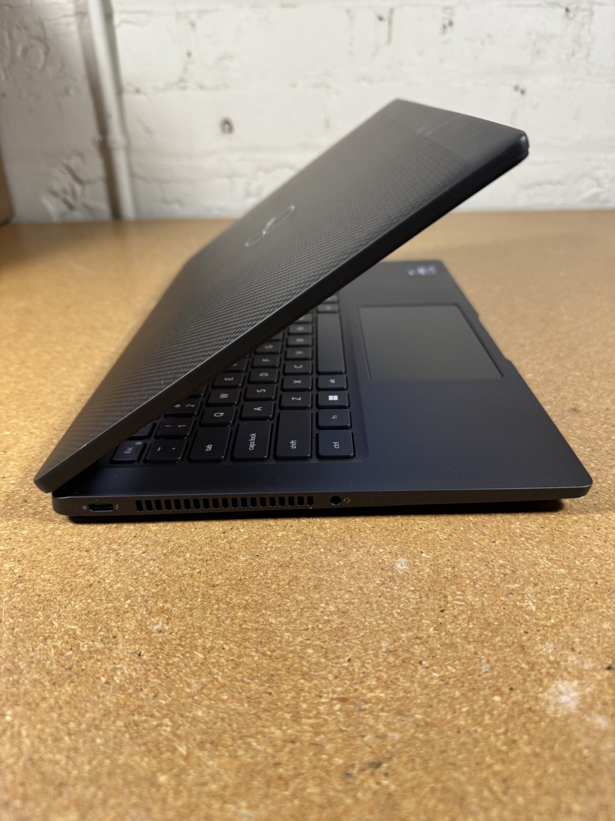 Dell Latitude 7430 14″ Non-Touch i7-1265U 16GB 256GB SSD Iris Xe W11P