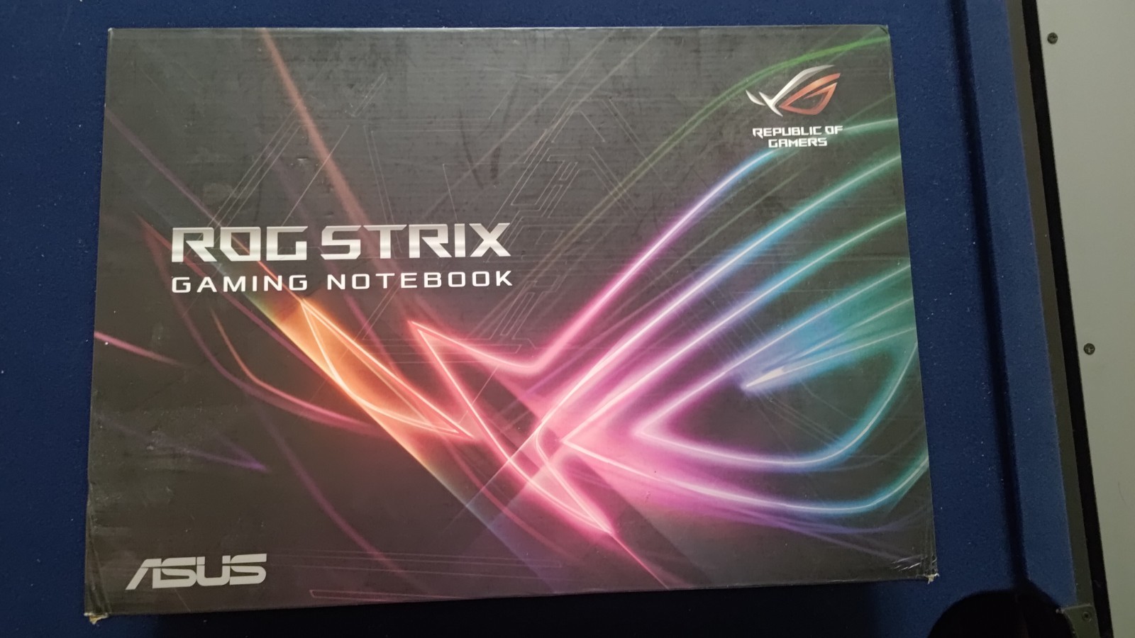 ASUS ROG Strix GL702ZC 17.3” (2T + 1T, AMD Ryzen 7, 3.70GHz, 32GB) Laptop