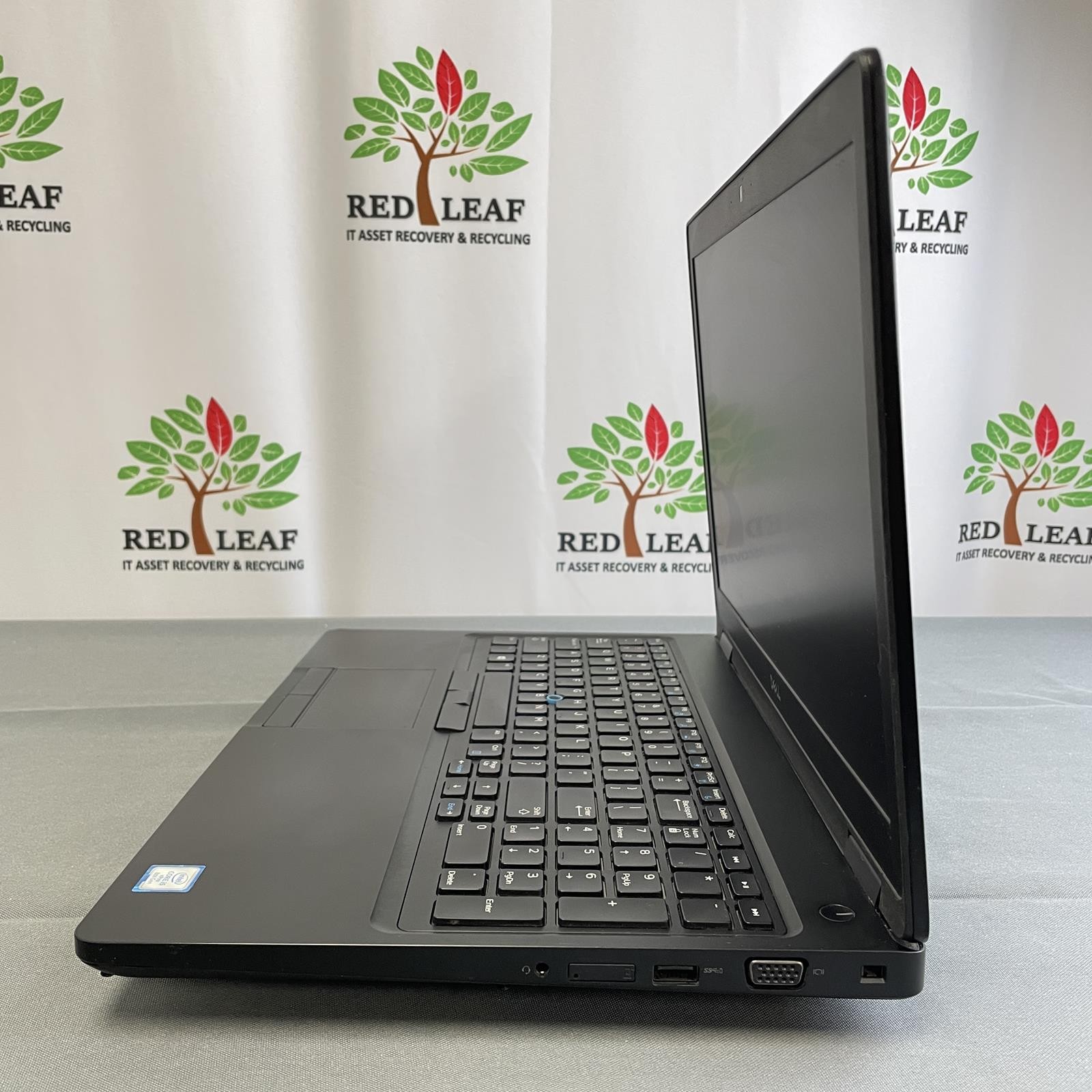 Dell Latitude 5590 15.6 in, Core i5-8350U 8 GB RAM No SSD | Grade B/C (READ)