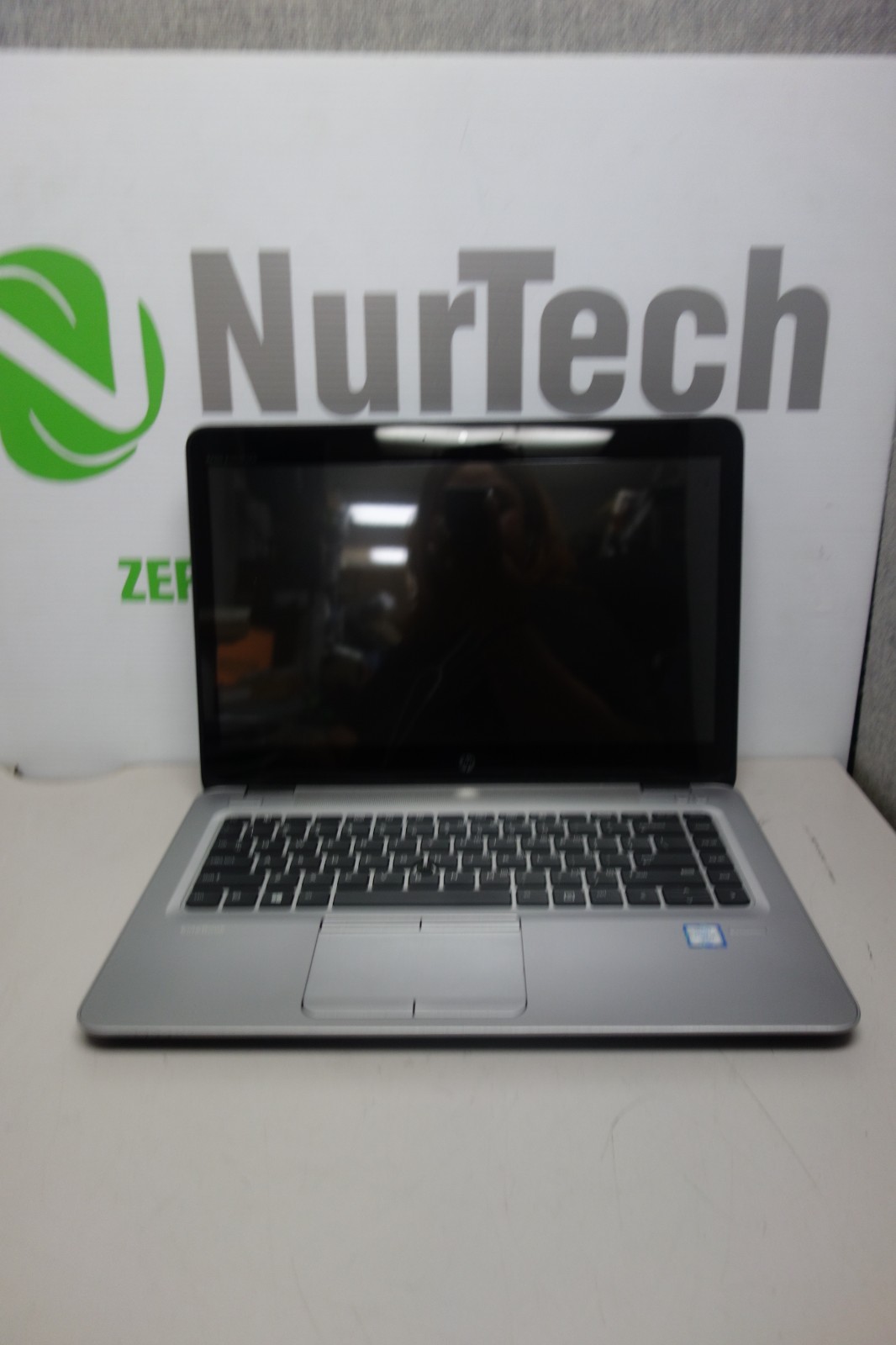 HP EliteBook 840 G4 [TOUCH] 14″ i5 2.8GHz 16GB/240GB m2SSD [NO OS] Laptop + AC